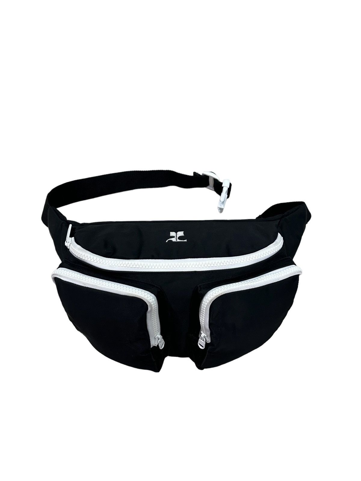 Courreges × Vintage VINTAGE COUREGGES POUCH BAG Size ONE SIZE - 1 Thumbnail