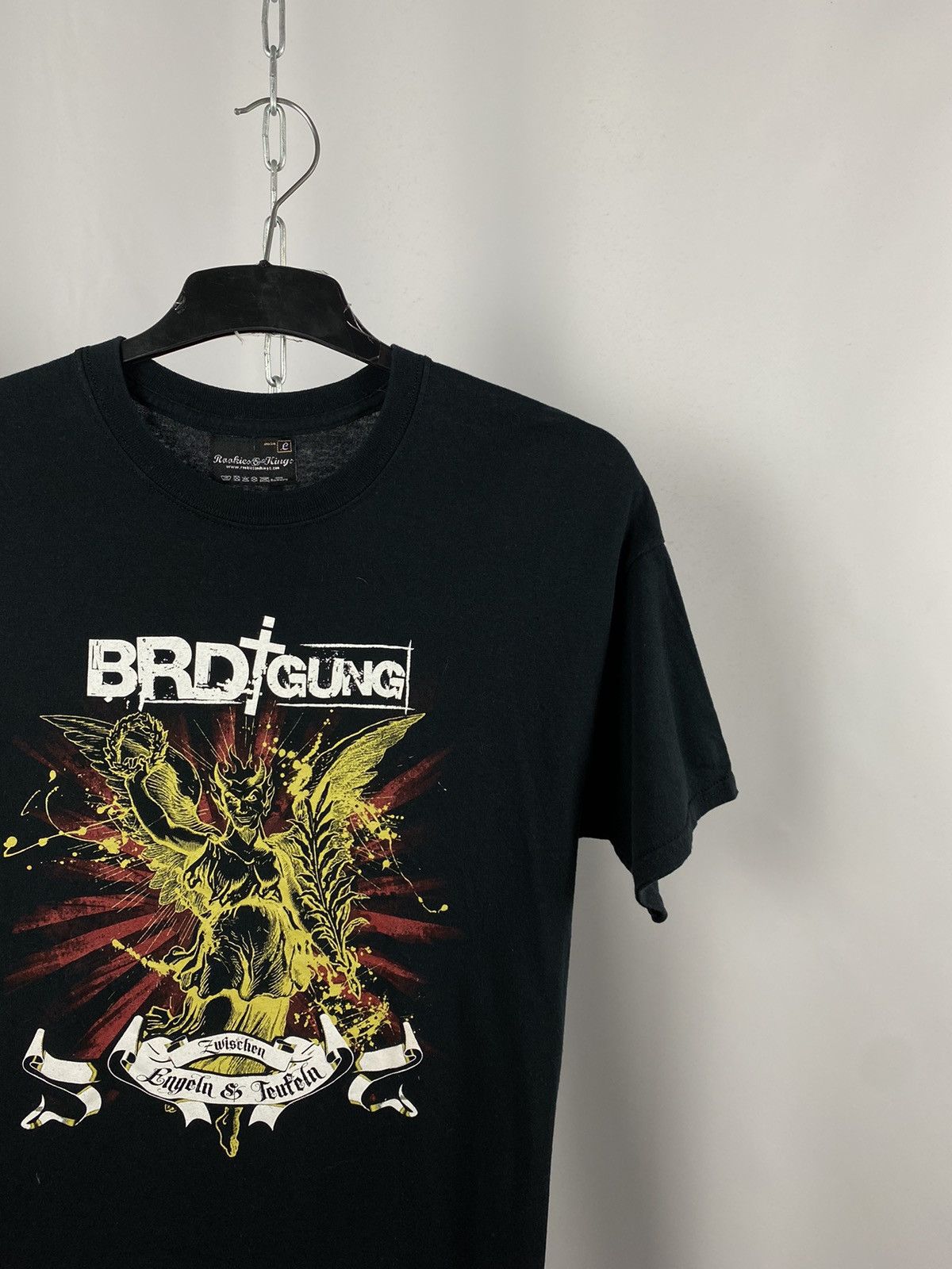 Band Tees BRDigung band tee rock tee vintage 2012 T-shirts size L Size US L / EU 52-54 / 3 - 2 Thumbnail