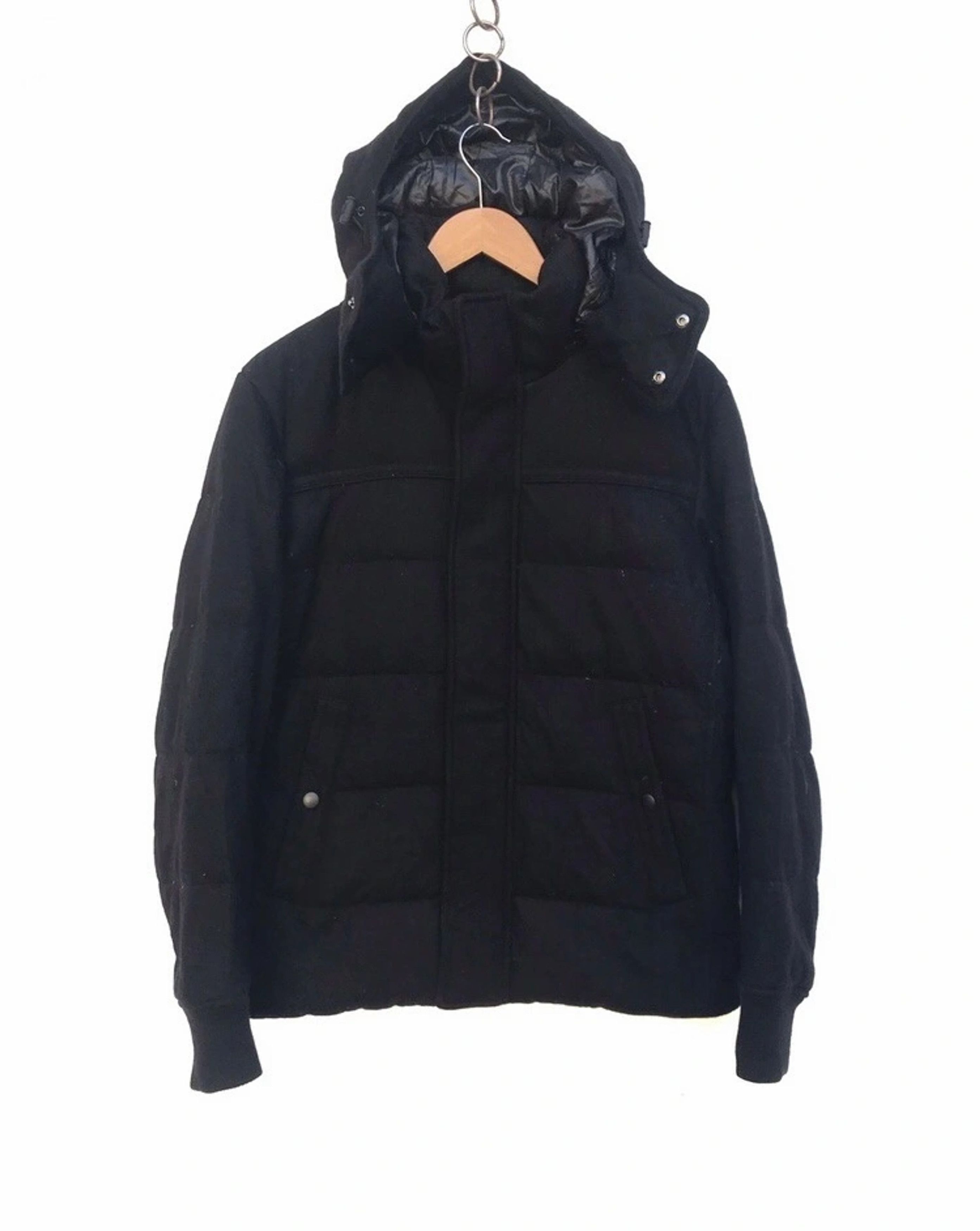 Uniqlo Uniqlo Wool Black Winter Jacket With Hoodies Size US S / EU 44-46 / 1 - 1 Thumbnail