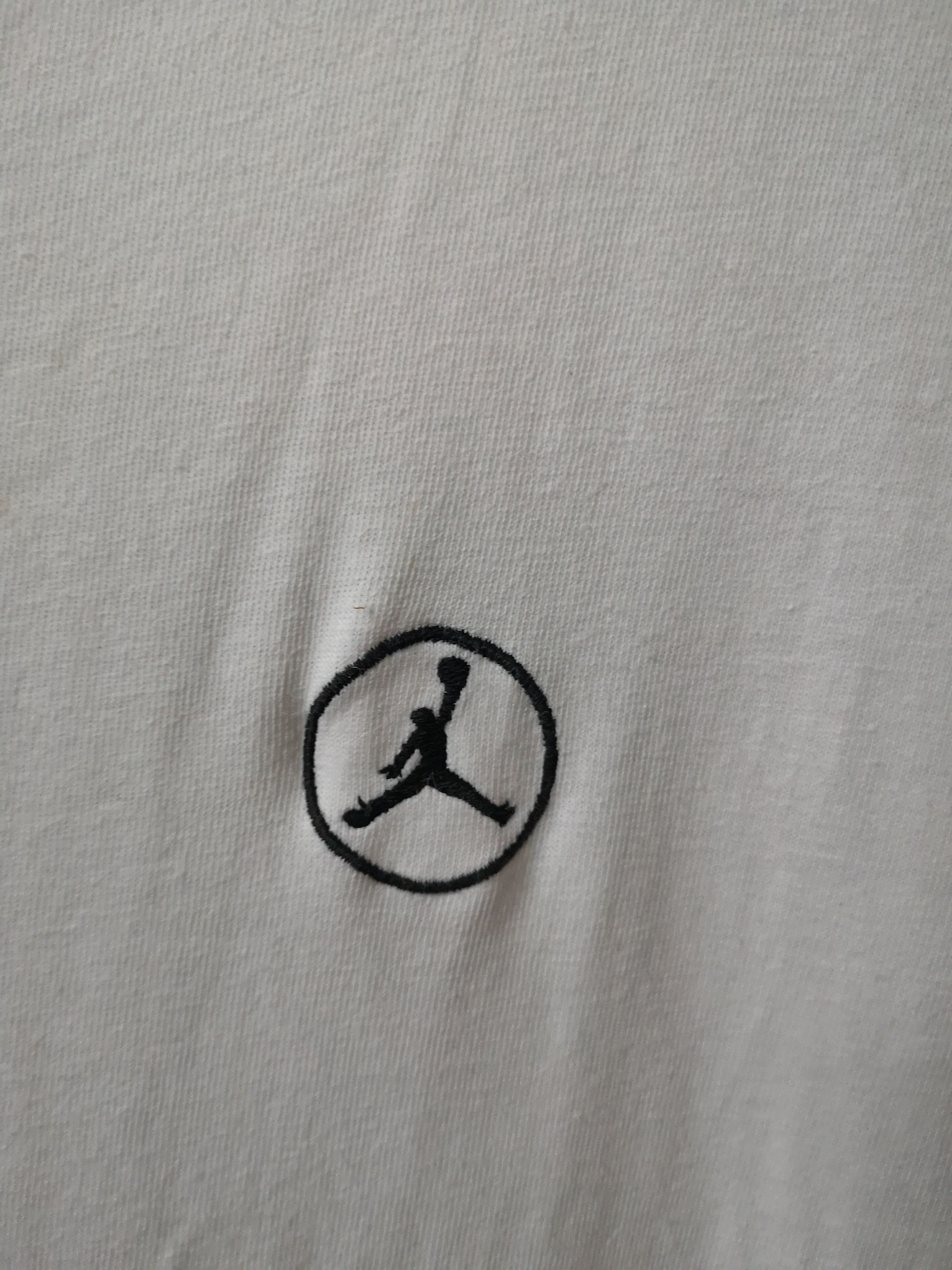 Jordan Brand × NBA × Vintage Simple Casual Tee Size US L / EU 52-54 / 3 - 4 Thumbnail