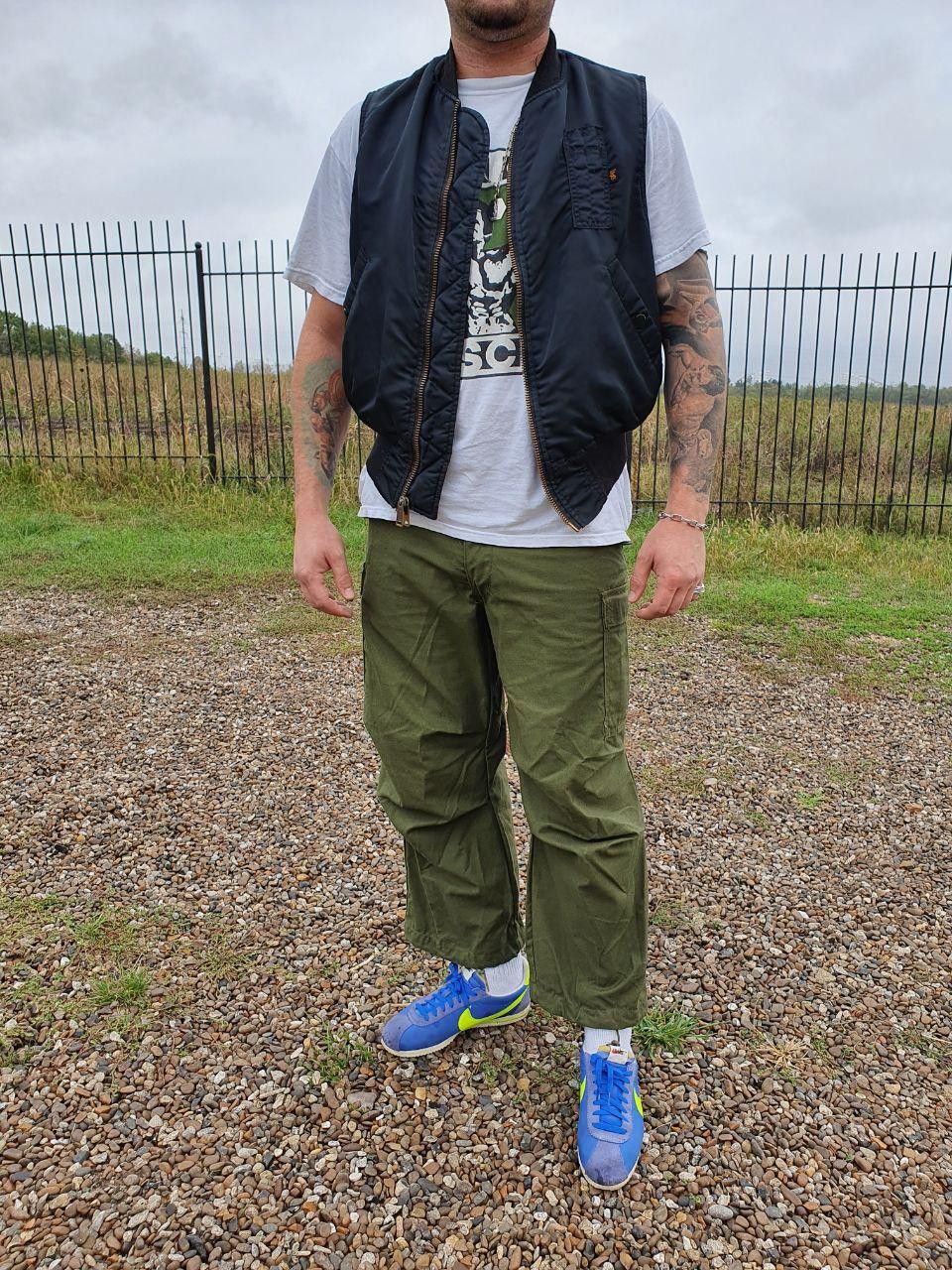 Japanese Brand × Vintage Rare 60s Vietnam Era Army Cargo Vintage Military Pants Size US 32 / EU 48 - 1 Thumbnail
