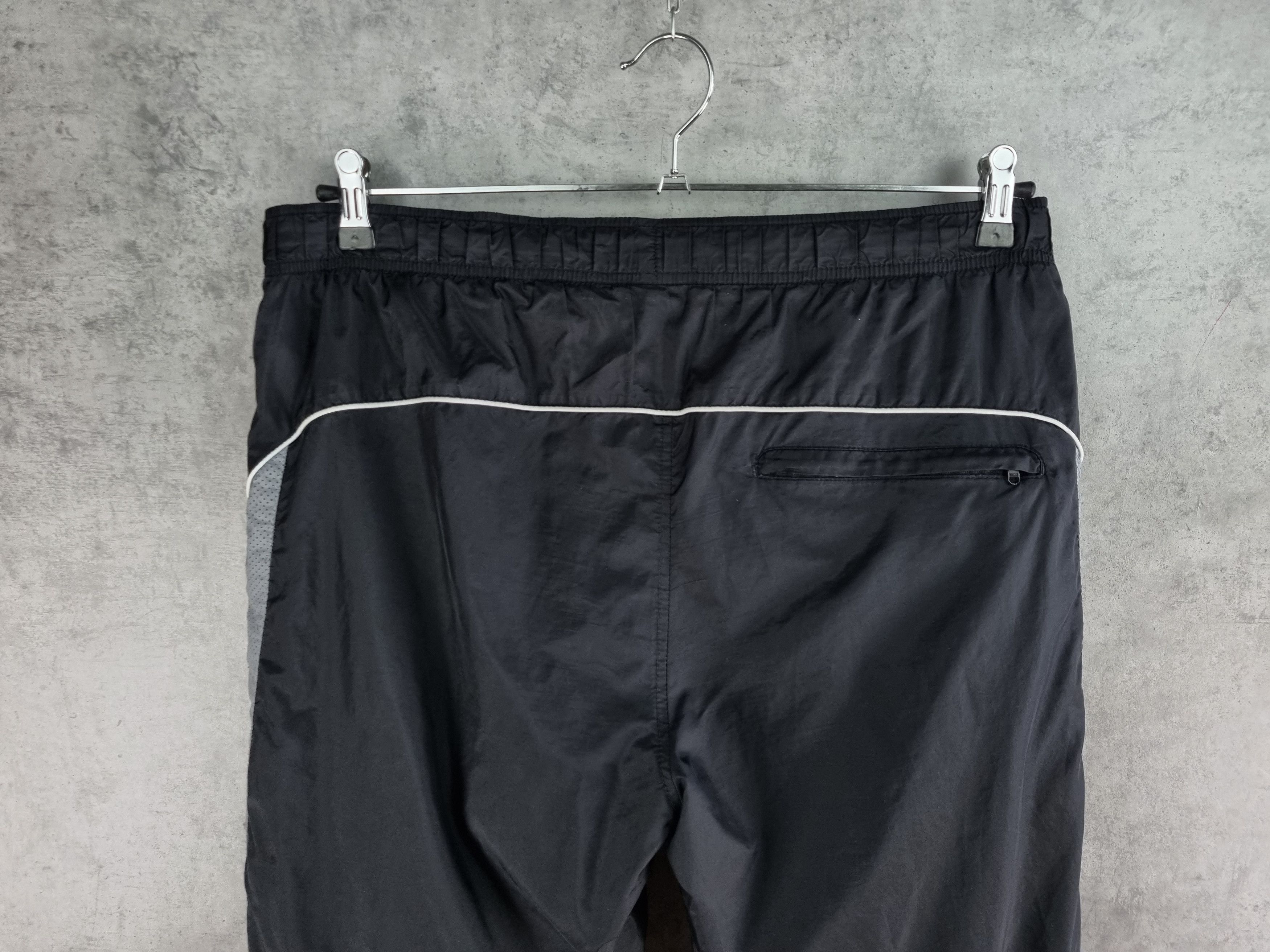 Nike × Vintage Vintage 90s NIKE Swoosh Sport Track Pants Nylon Black Size US 32 / EU 48 - 21 Thumbnail
