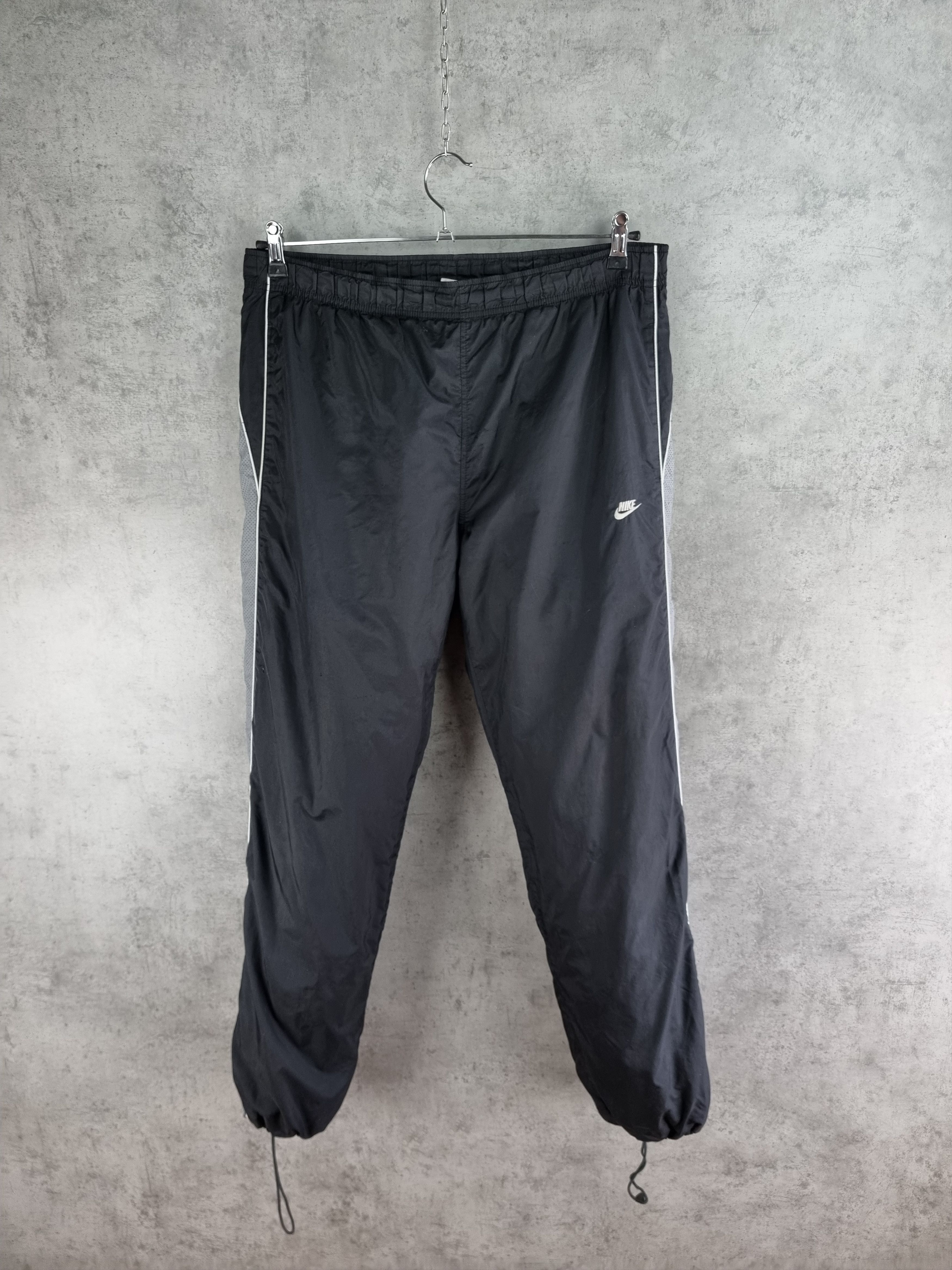 Nike × Vintage Vintage 90s NIKE Swoosh Sport Track Pants Nylon Black Size US 32 / EU 48 - 3 Thumbnail