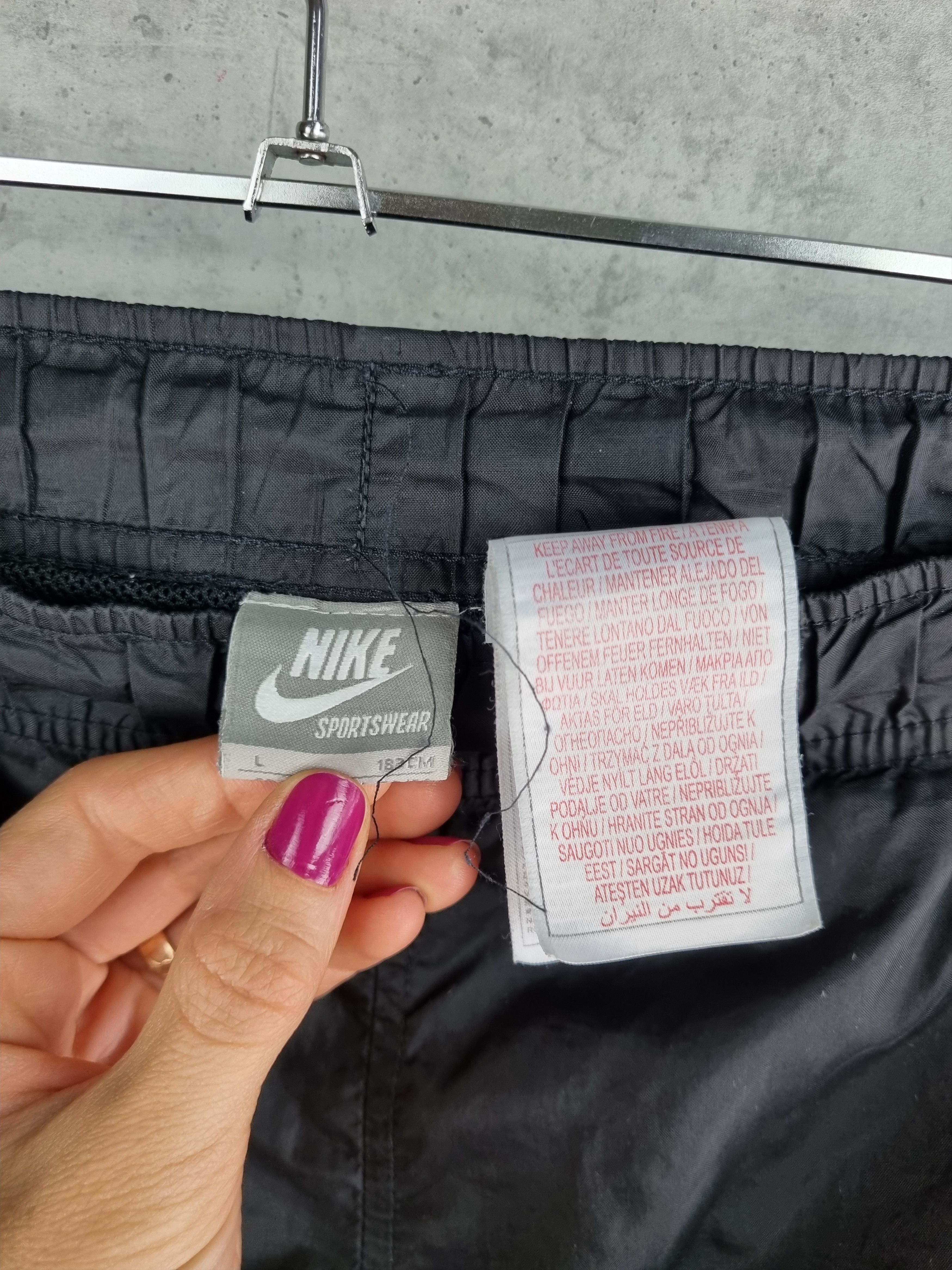 Nike × Vintage Vintage 90s NIKE Swoosh Sport Track Pants Nylon Black Size US 32 / EU 48 - 11 Thumbnail
