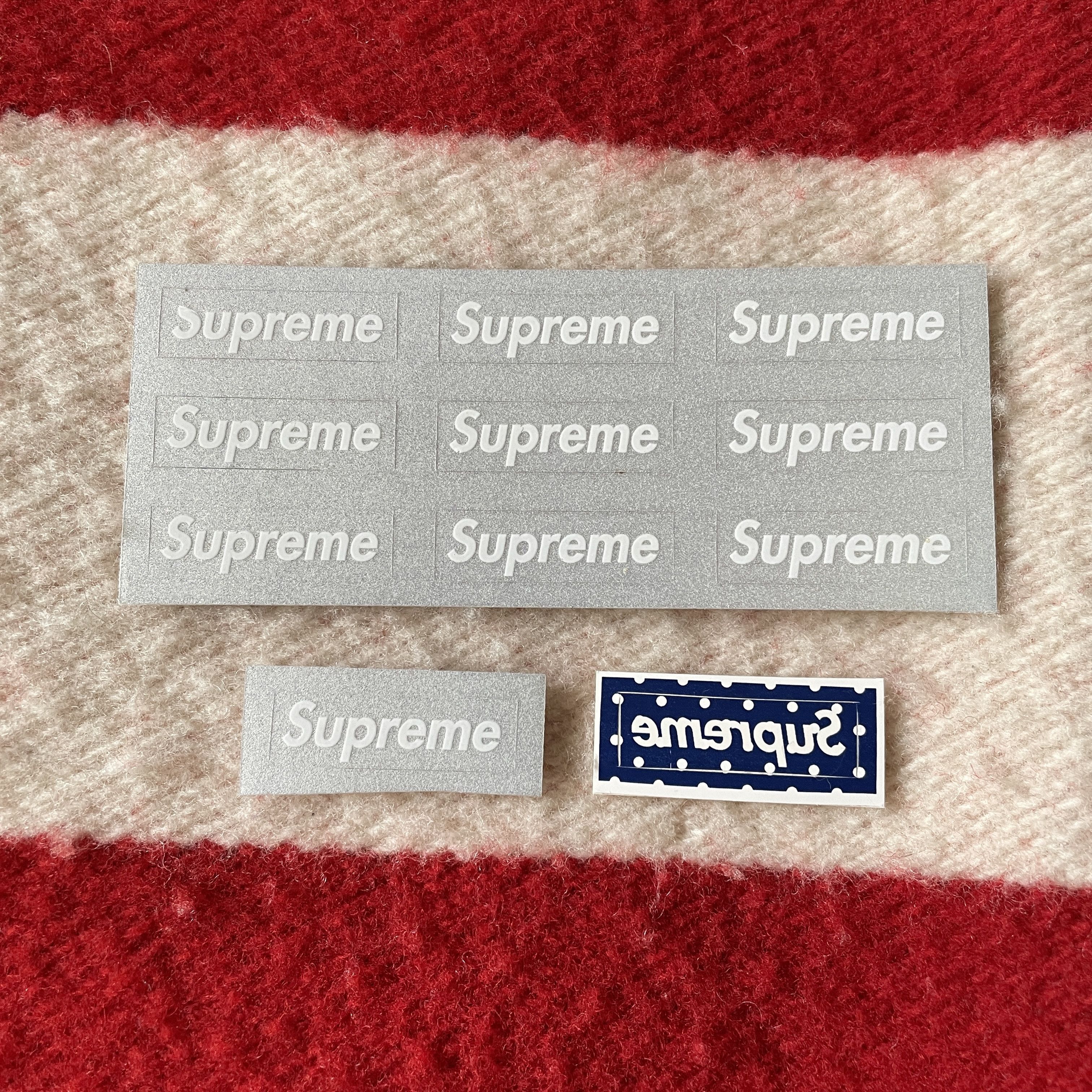 Supreme - 3M Reflective Mini stickers x10 & Navy CDG mini x1