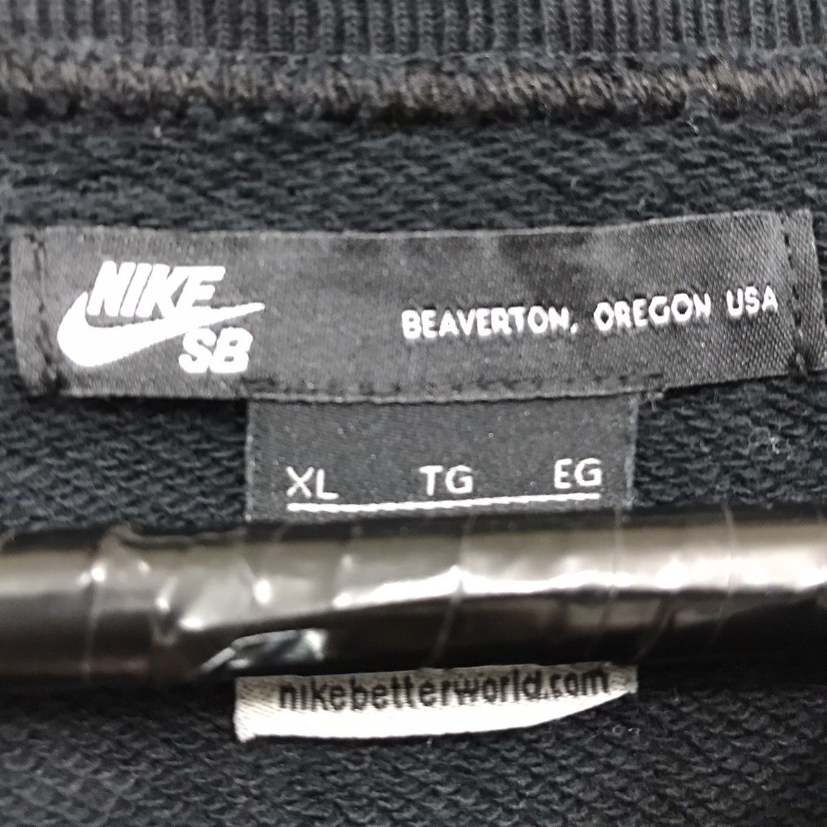 Nike × Vintage Vintage Nike SB Nike Sweatshirt Nike Swoosh Nike Size US M / EU 48-50 / 2 - 7 Thumbnail