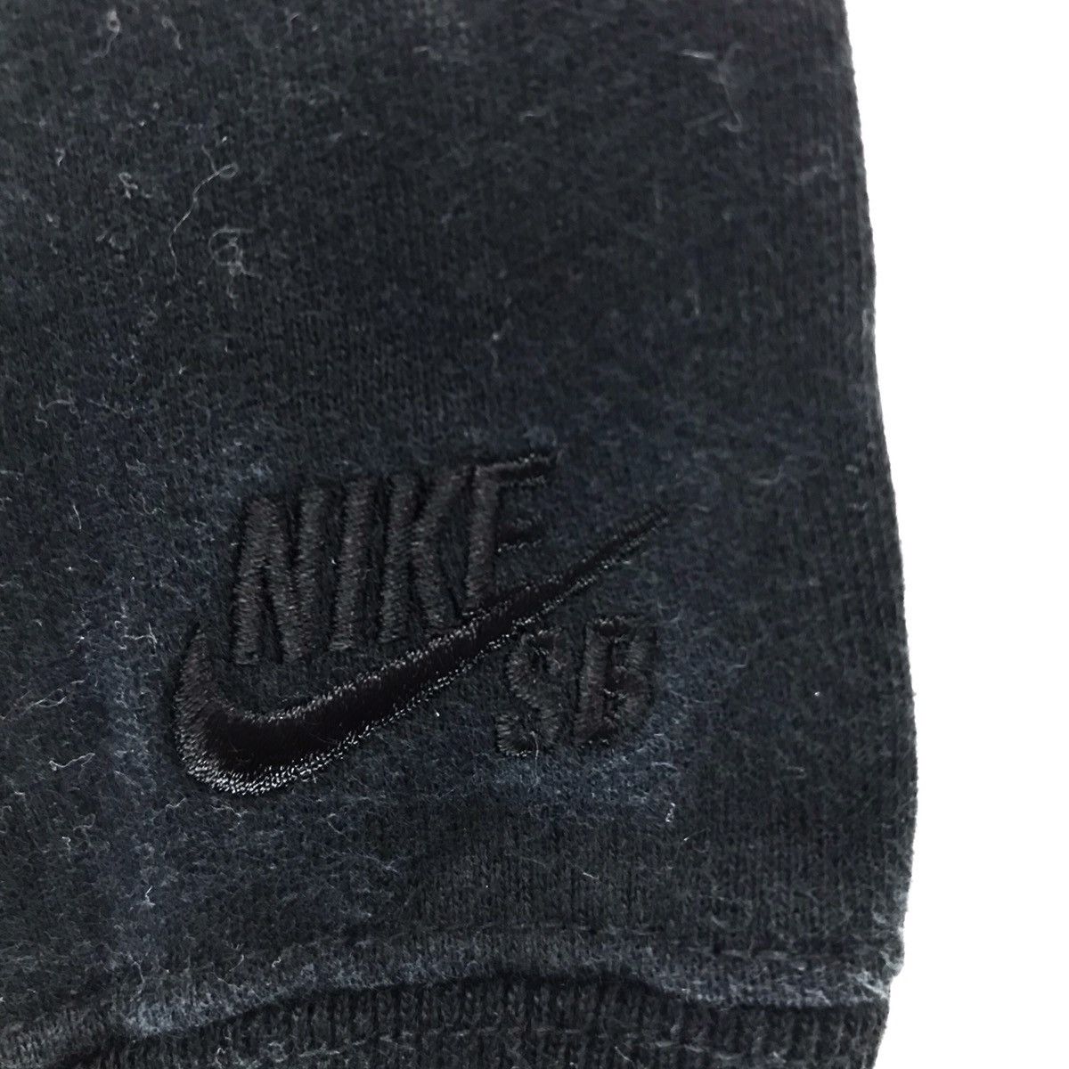 Nike × Vintage Vintage Nike SB Nike Sweatshirt Nike Swoosh Nike Size US M / EU 48-50 / 2 - 6 Thumbnail