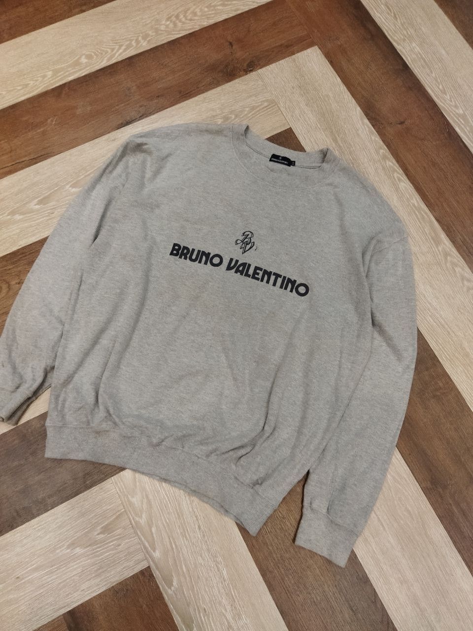 Japanese Brand Vintage Bruno Valentino Spell Out Crewneck Size US L / EU 52-54 / 3 - 2 Thumbnail