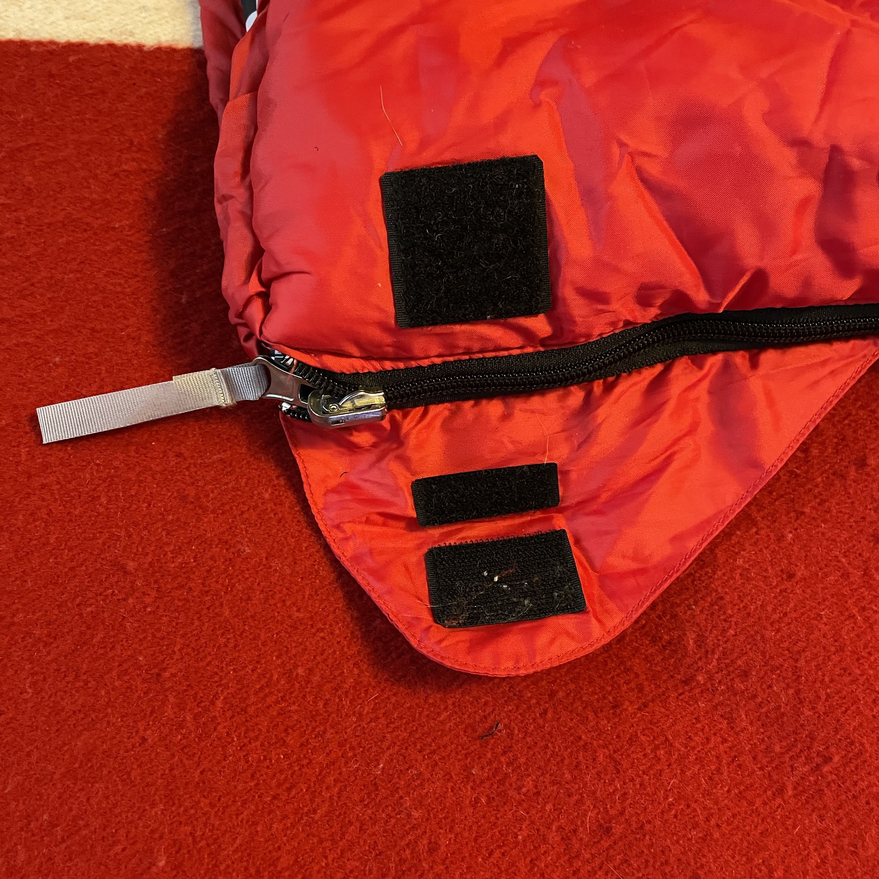 Supreme × The North Face Supreme x TNF - Dolomite Sleeping Bag 2011 Red RARE Size ONE SIZE - 10 Thumbnail