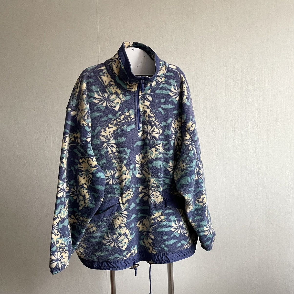 Adidas Vintage Adidas Floral Design Navajo Fleece Size US L / EU 52-54 / 3 - 1 Thumbnail