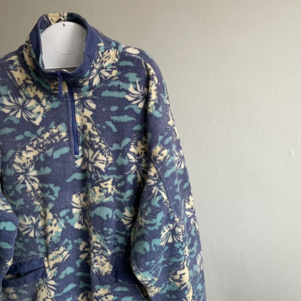 Adidas Vintage Adidas Floral Design Navajo Fleece Size US L / EU 52-54 / 3 - 2 Thumbnail