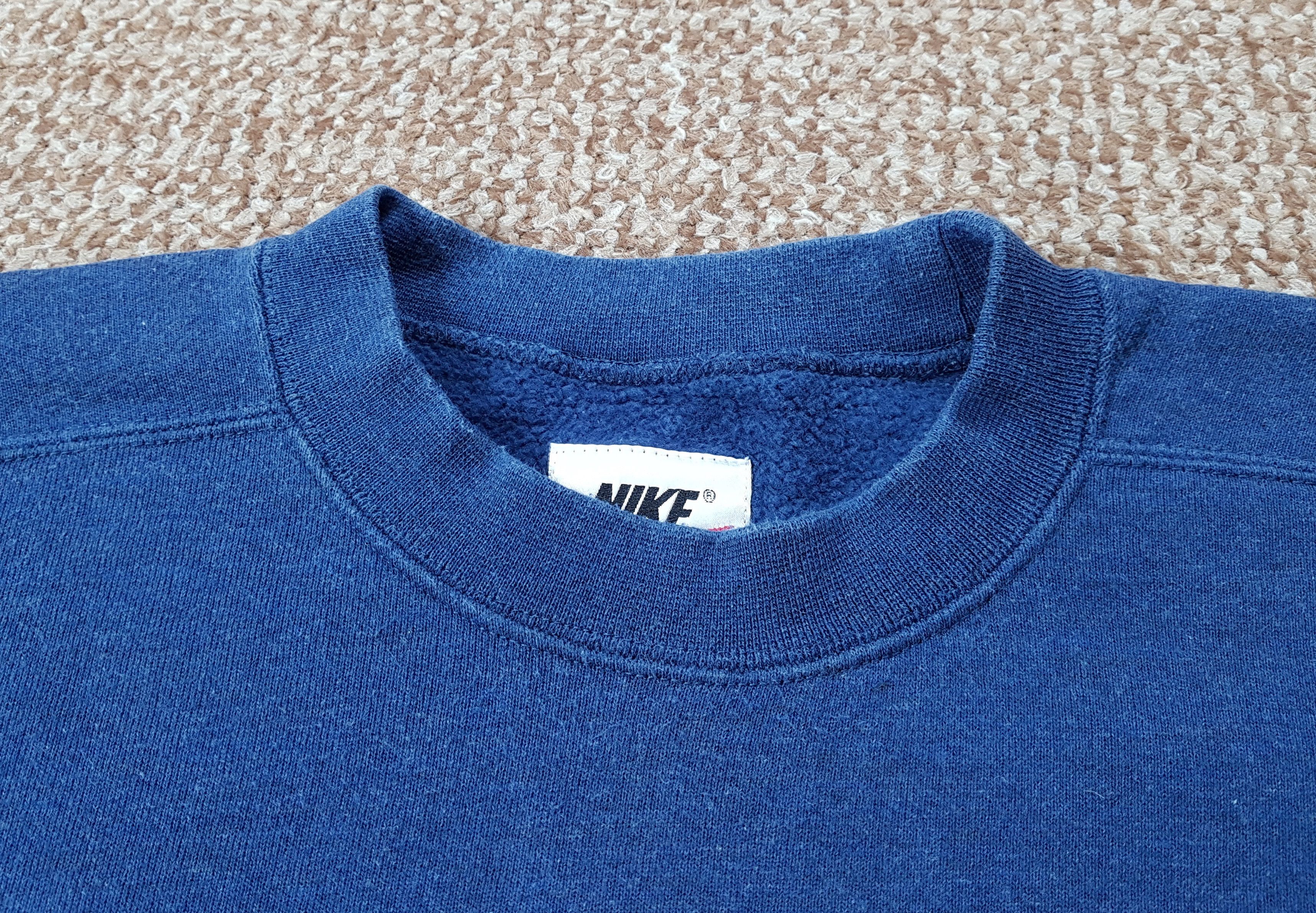 Nike Nike Y2K Vintage Sweatshirt Crewneck Swoosh size M Size US M / EU 48-50 / 2 - 5 Thumbnail