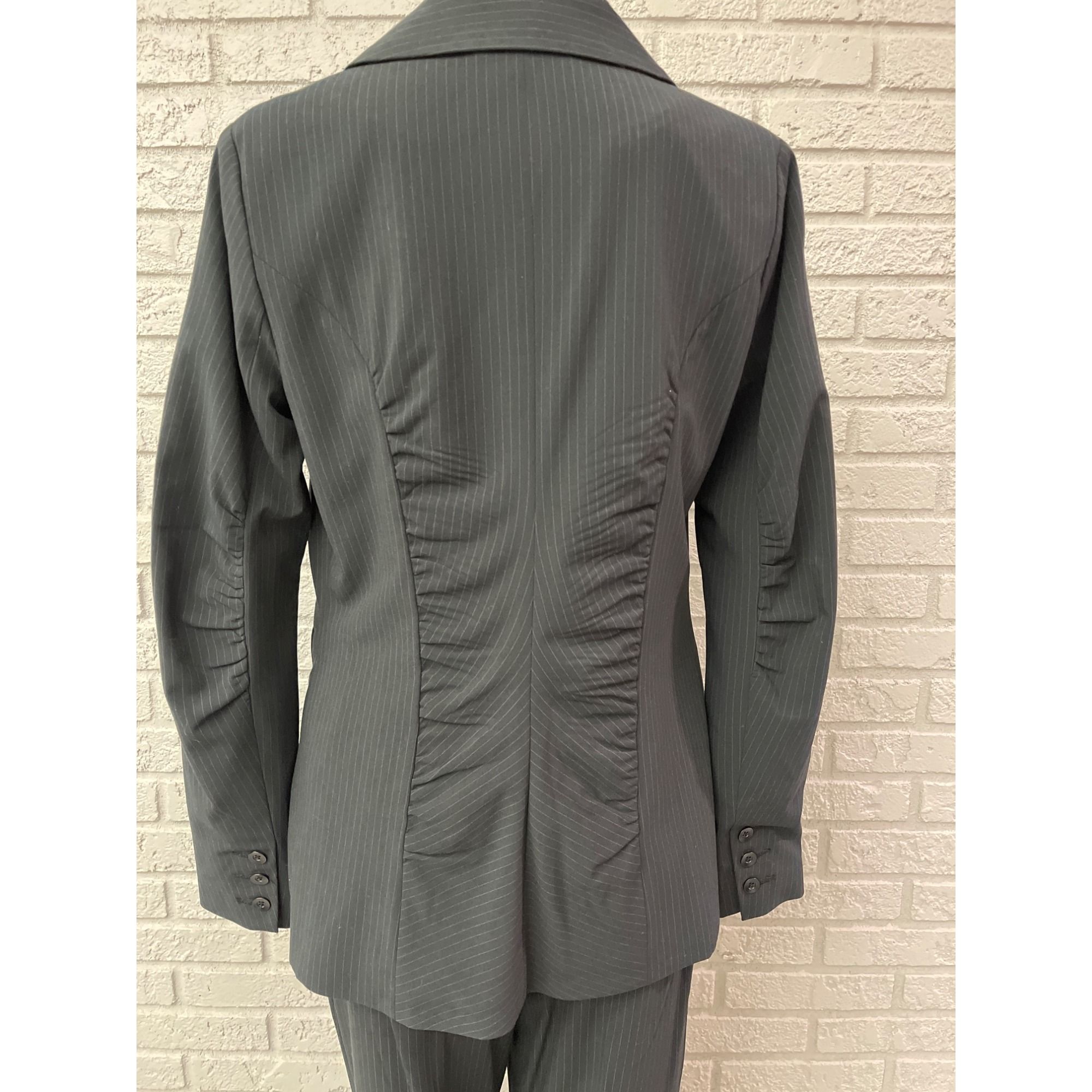 Other Cabi Black Pin Striped Pant 2 Pcs Suit Set Jacket 4 Pant 6 Size S / US 4 / IT 40 - 6 Thumbnail