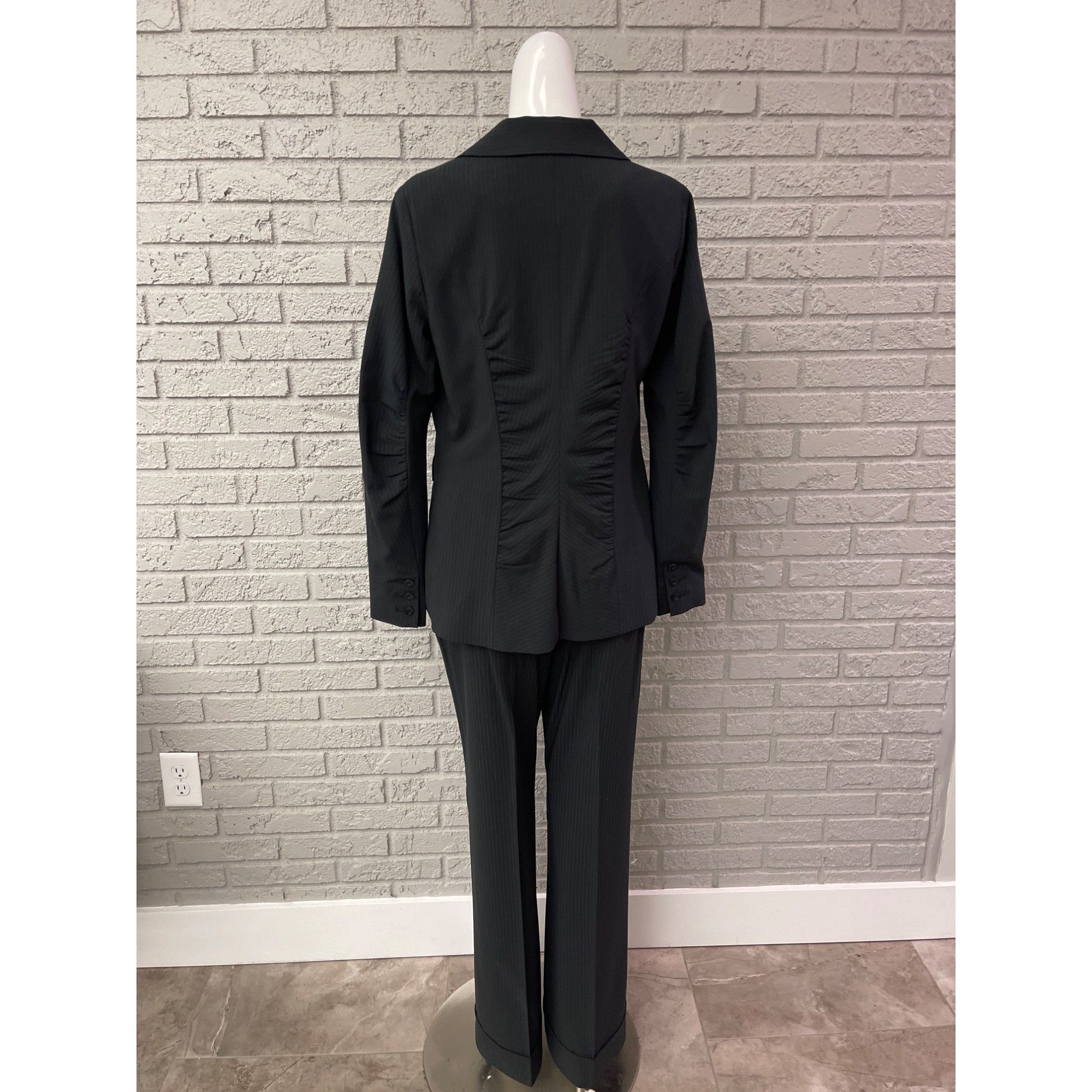 Other Cabi Black Pin Striped Pant 2 Pcs Suit Set Jacket 4 Pant 6 Size S / US 4 / IT 40 - 2 Preview