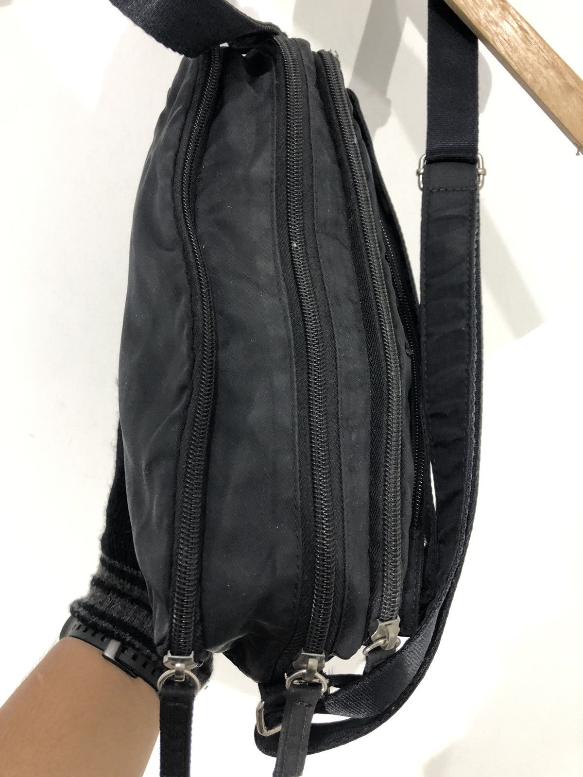 Yohji Yamamoto Y’SACCS Yohji Yamamoto Sling Bag Size ONE SIZE - 6 Thumbnail