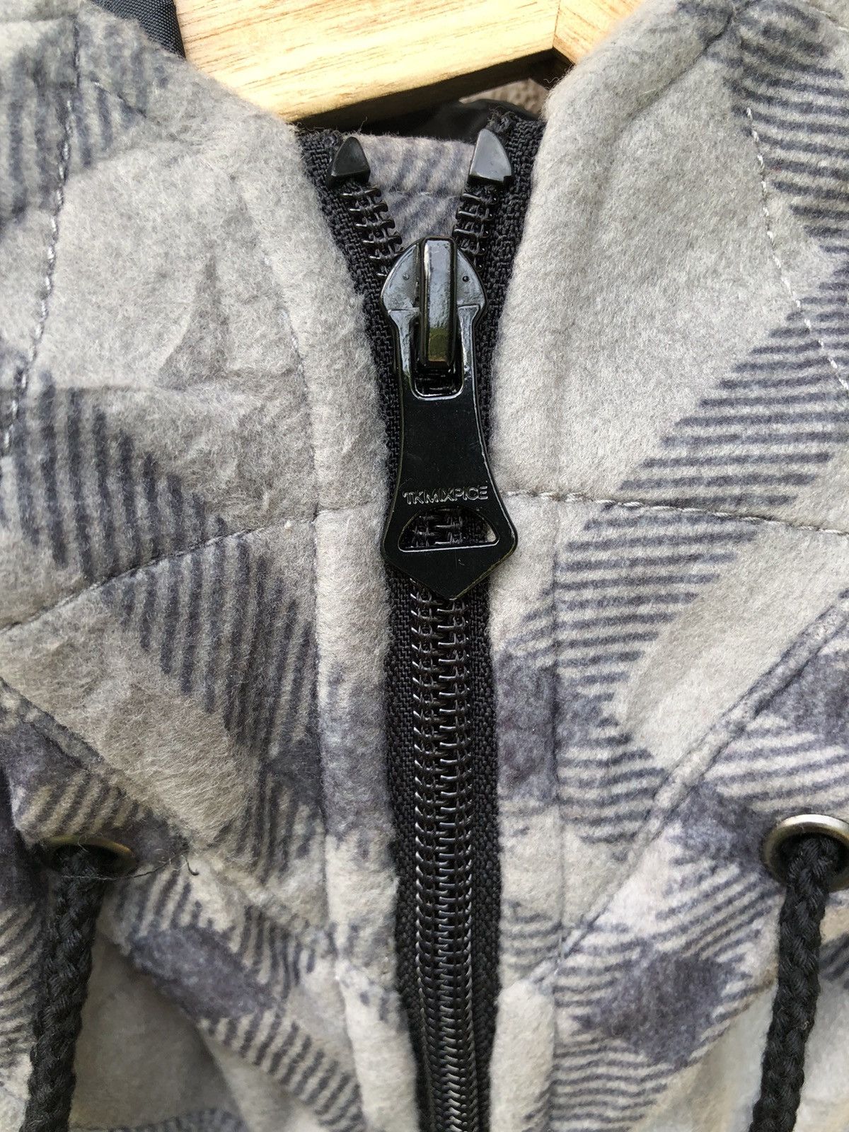 Japanese Brand 📣JAPANESE BRAND TAKEO KIKUCHI TARTAN PRINTED HOODIE JACKET Size US M / EU 48-50 / 2 - 4 Thumbnail