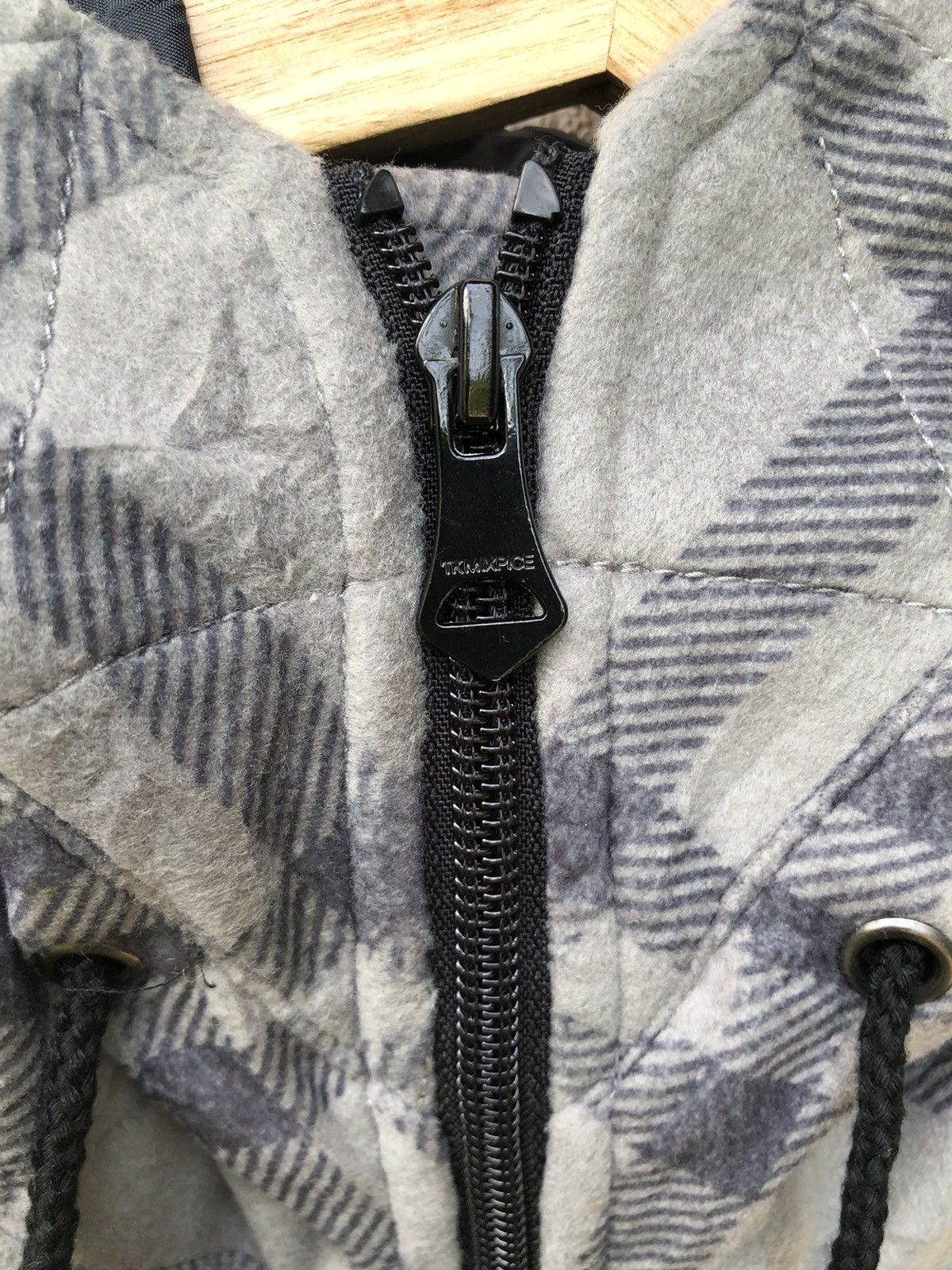 Japanese Brand 📣JAPANESE BRAND TAKEO KIKUCHI TARTAN PRINTED HOODIE JACKET Size US M / EU 48-50 / 2 - 3 Thumbnail