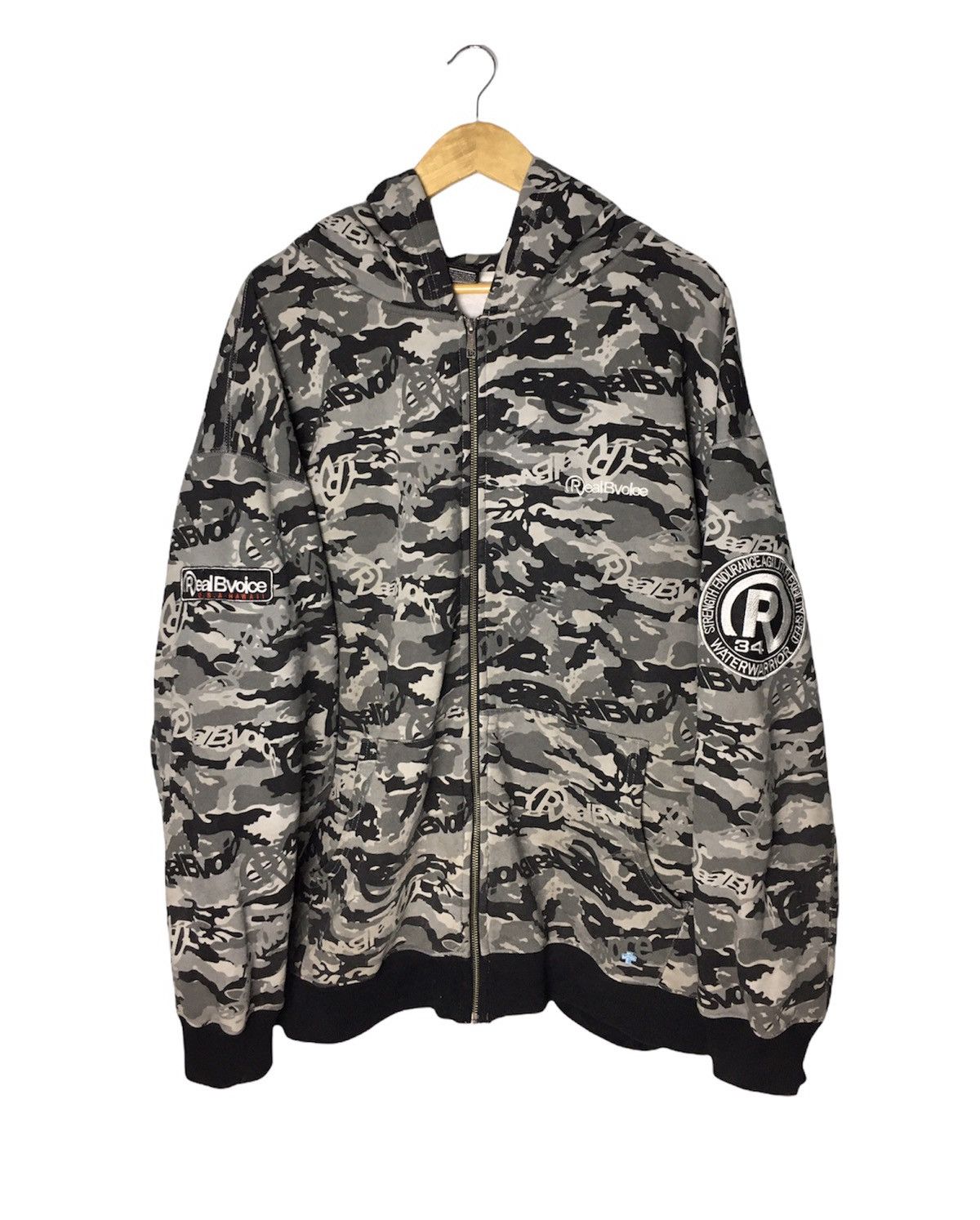 Japanese Brand Real B Voice Big Logo Camouflage Hoodie Bape Inspired Size US L / EU 52-54 / 3 - 2 Thumbnail