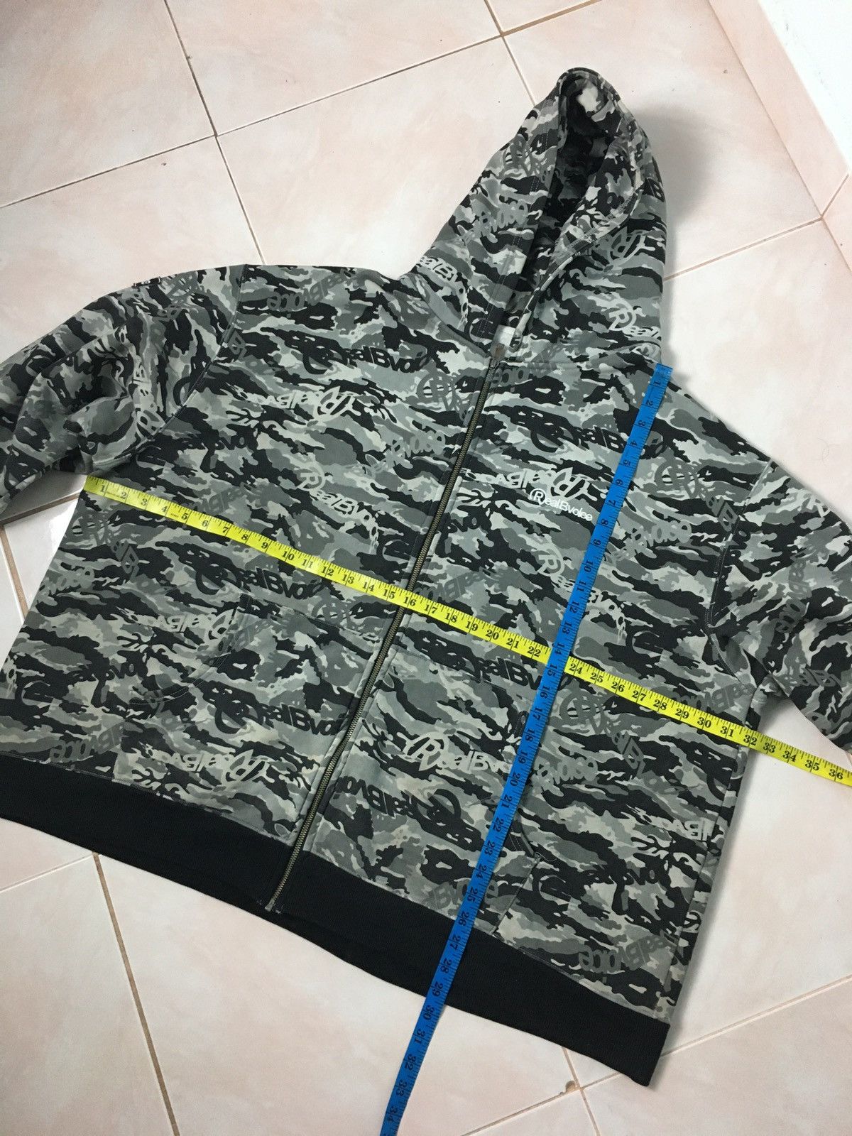 Japanese Brand Real B Voice Big Logo Camouflage Hoodie Bape Inspired Size US L / EU 52-54 / 3 - 25 Thumbnail