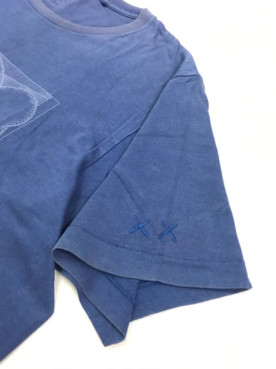 Kaws × Uniqlo × Vintage Vintage Kaws x Uniqlo Tee Size US L / EU 52-54 / 3 - 5 Thumbnail