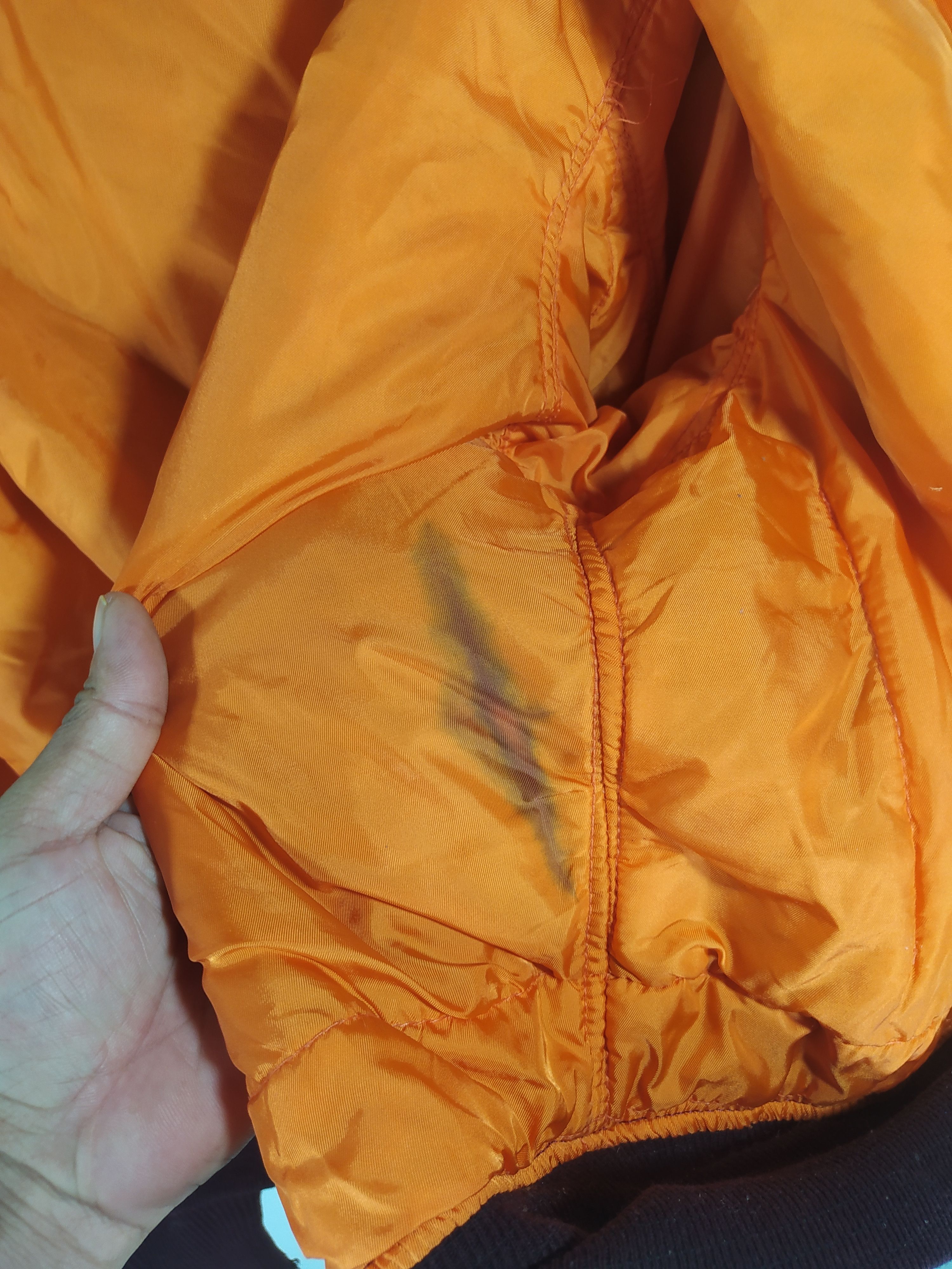 Alpha Industries Vintage Maroon Alpha Industries MA1 Flying Bomber Jacket Size US L / EU 52-54 / 3 - 11 Thumbnail