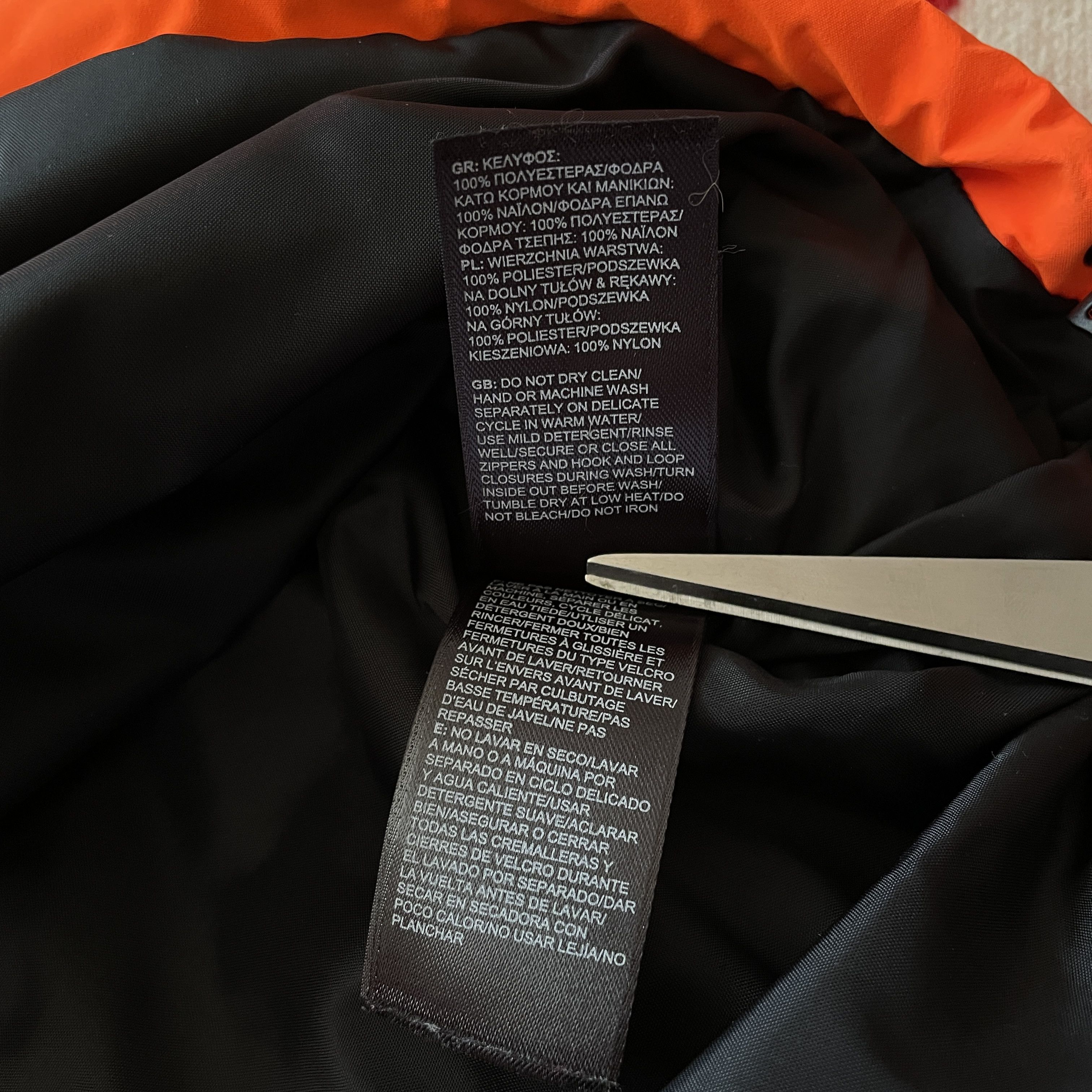 Supreme × The North Face Supreme x TNF - Light Mountain Jacket F/W16 2016 Orange Size US M / EU 48-50 / 2 - 13 Thumbnail
