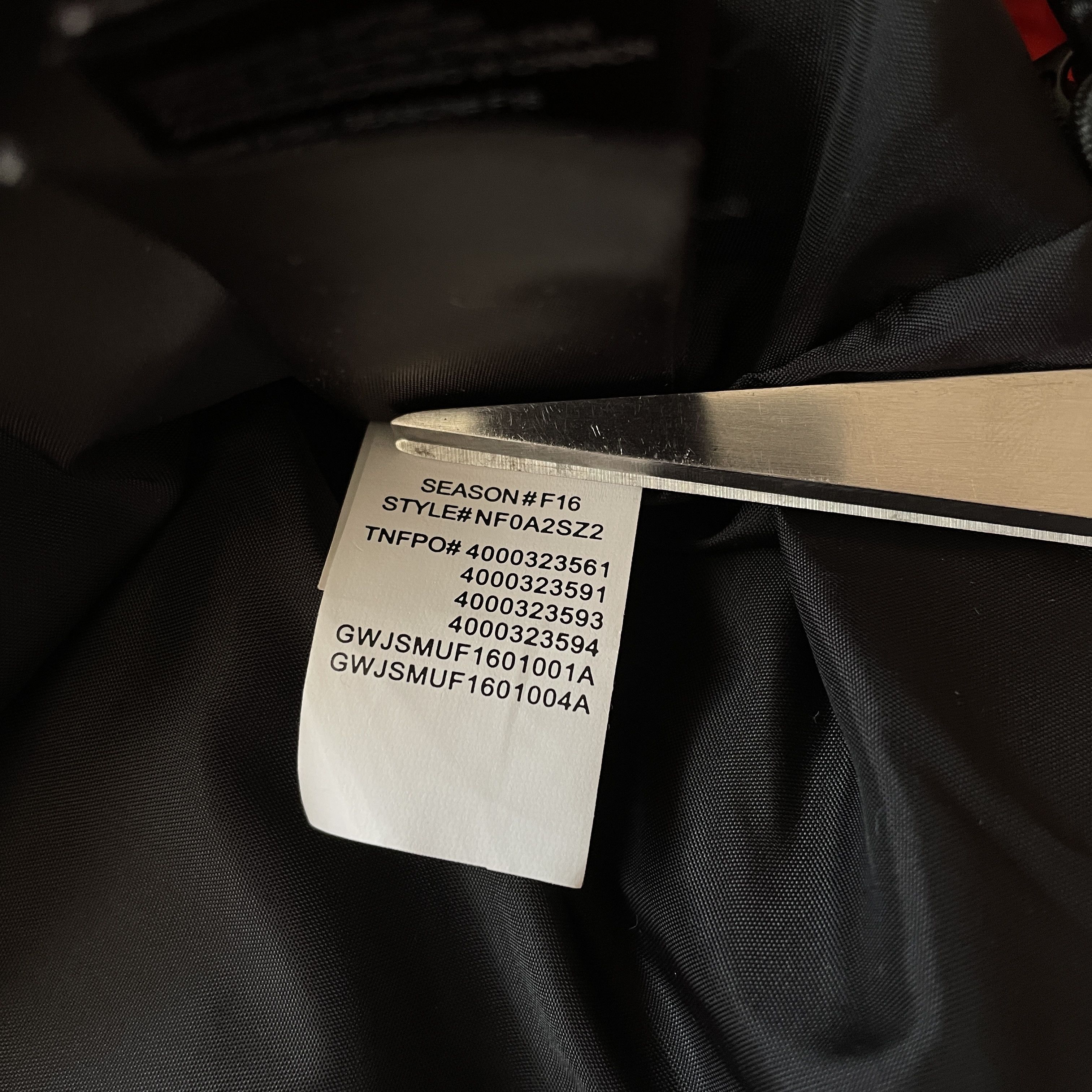 Supreme × The North Face Supreme x TNF - Light Mountain Jacket F/W16 2016 Orange Size US M / EU 48-50 / 2 - 16 Thumbnail