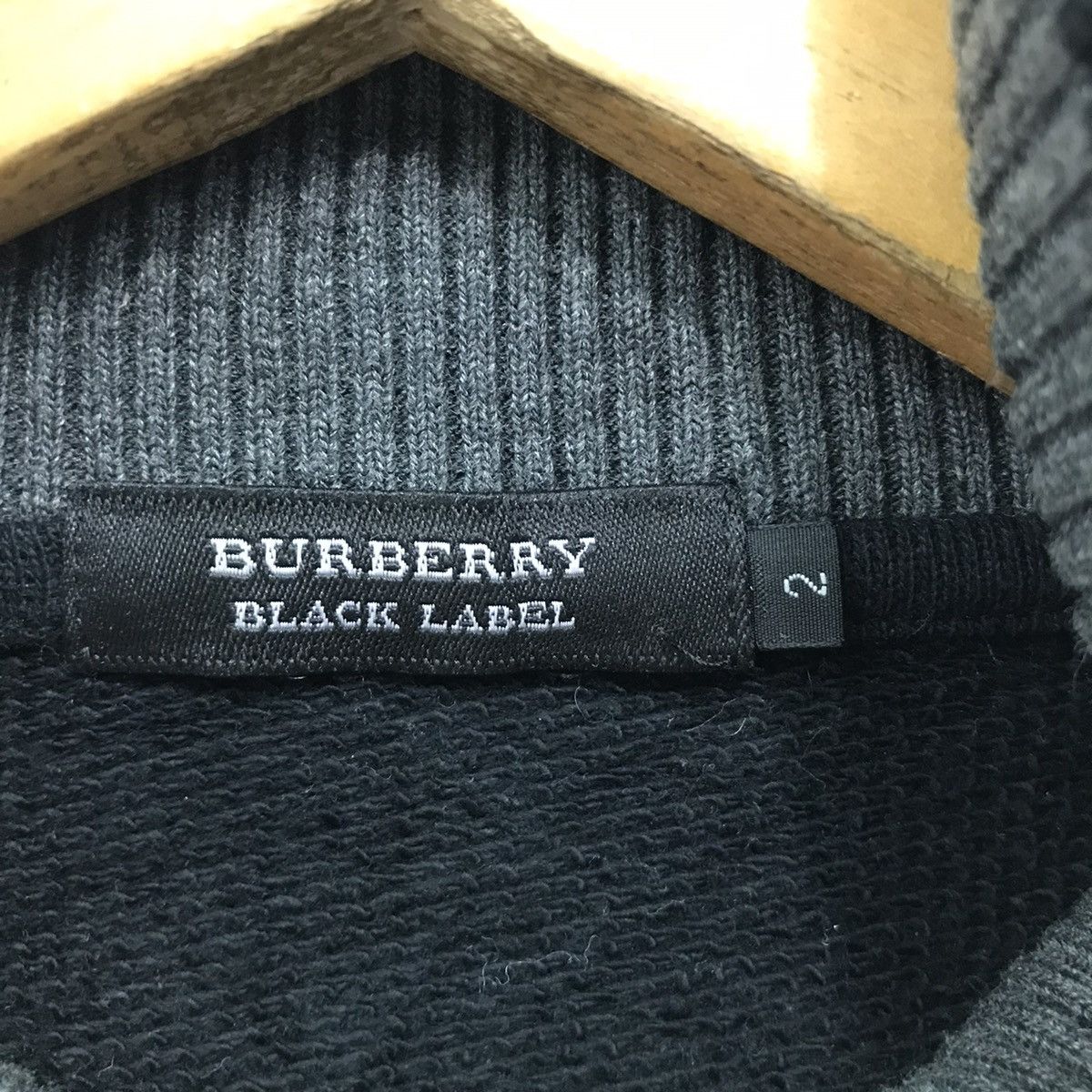 Burberry × Designer Rare!!! Vintage Burberry sweatshirt pullover jumper Size XS / US 0-2 / IT 36-38 - 7 Thumbnail