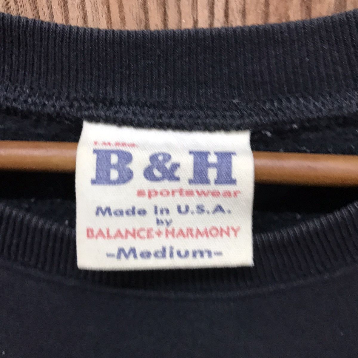 Vintage Vintage Plain Black Sweatshirt B&H Balance and Harmony Size US M / EU 48-50 / 2 - 6 Thumbnail