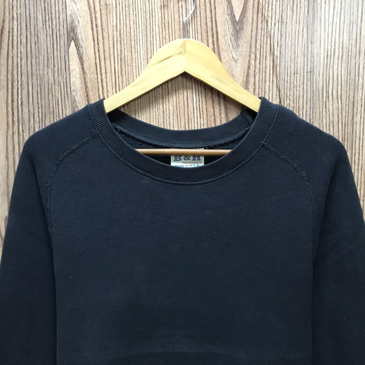 Vintage Vintage Plain Black Sweatshirt B&H Balance and Harmony Size US M / EU 48-50 / 2 - 2 Thumbnail