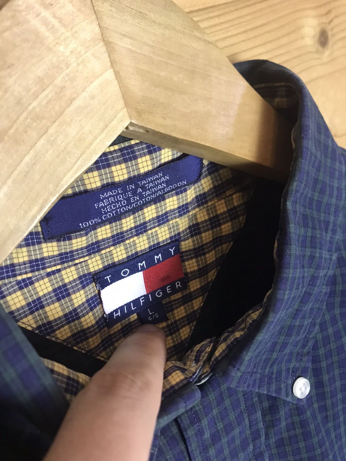 Tommy Hilfiger Vintage Tommy Hilfiger shirt Size US L / EU 52-54 / 3 - 6 Thumbnail