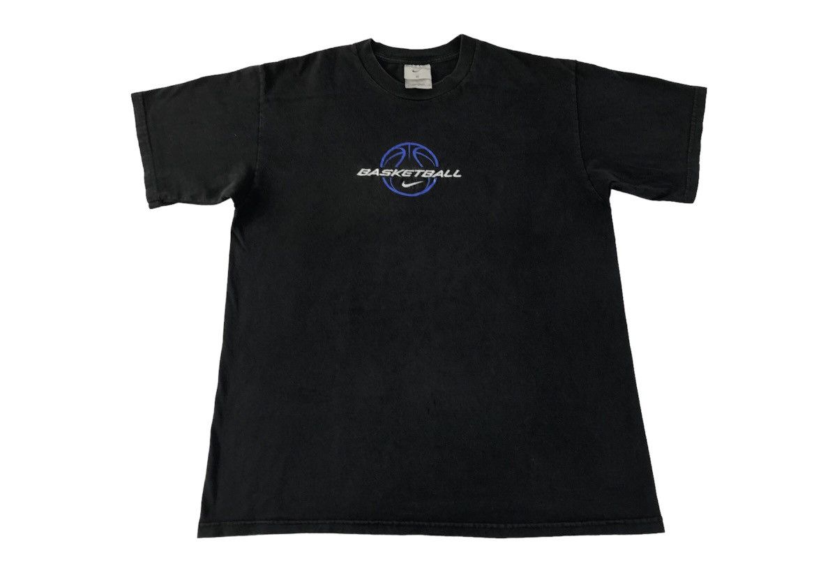 Nike × Vintage 90s Men Nike Basketball Big Logo Design Graphic Tee Size US L / EU 52-54 / 3 - 1 Thumbnail