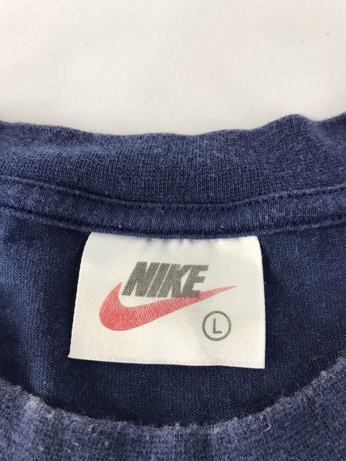 Nike × Vintage 90s Nike Swoosh Embroidery Logo Design Plain Tee Size US L / EU 52-54 / 3 - 5 Thumbnail
