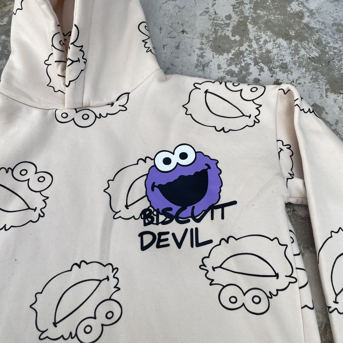 Japanese Brand × Vintage Vintage Elmo Biscuit Devil Monogram Hoodie Jacket Size US M / EU 48-50 / 2 - 4 Thumbnail