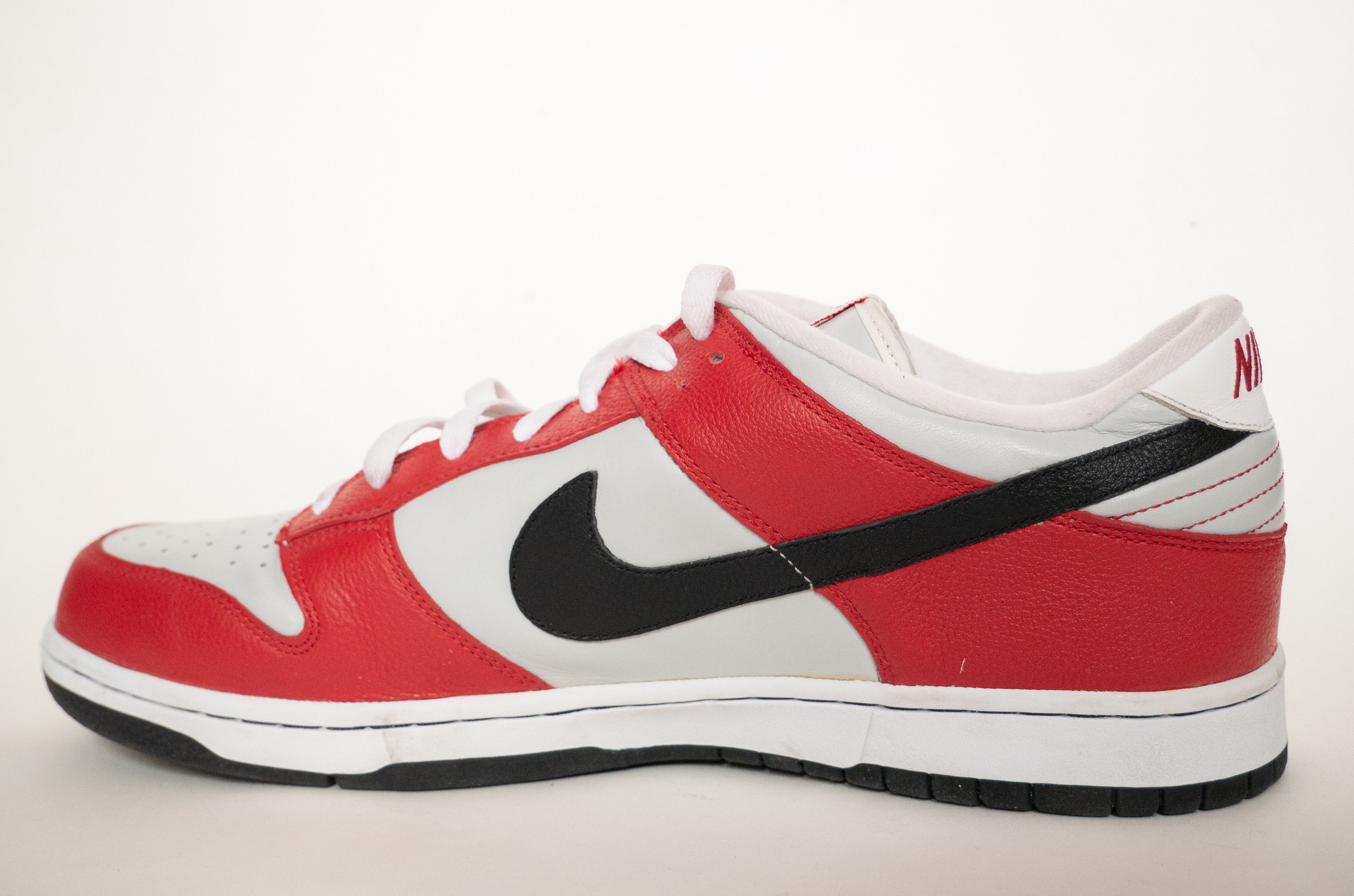 Nike Vintage 2005 Nike Dunk Low Red Sail Black Chicago Rare 14 Size US 14 / EU 47 - 5 Thumbnail