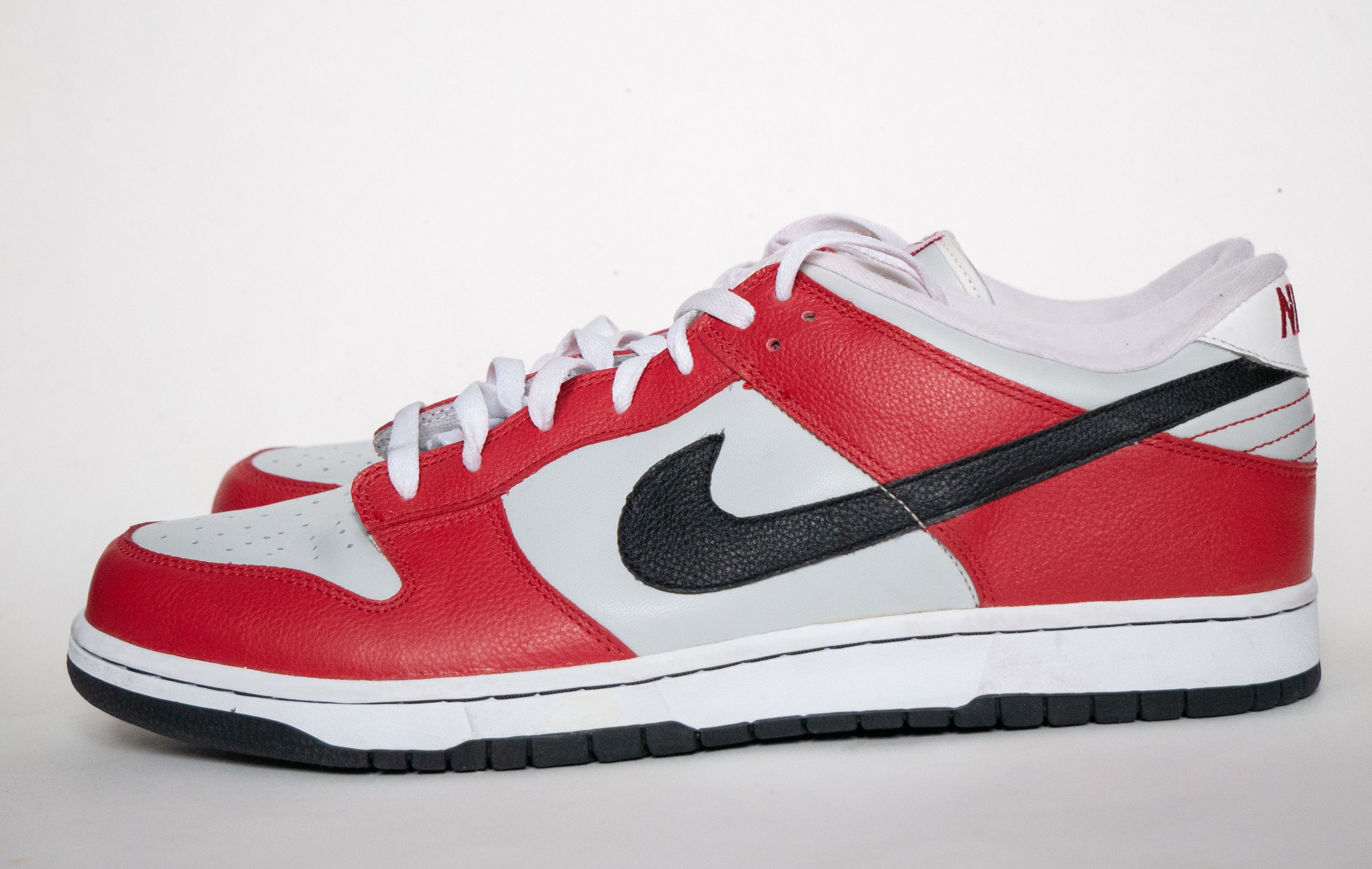 Nike Vintage 2005 Nike Dunk Low Red Sail Black Chicago Rare 14 Size US 14 / EU 47 - 1 Thumbnail