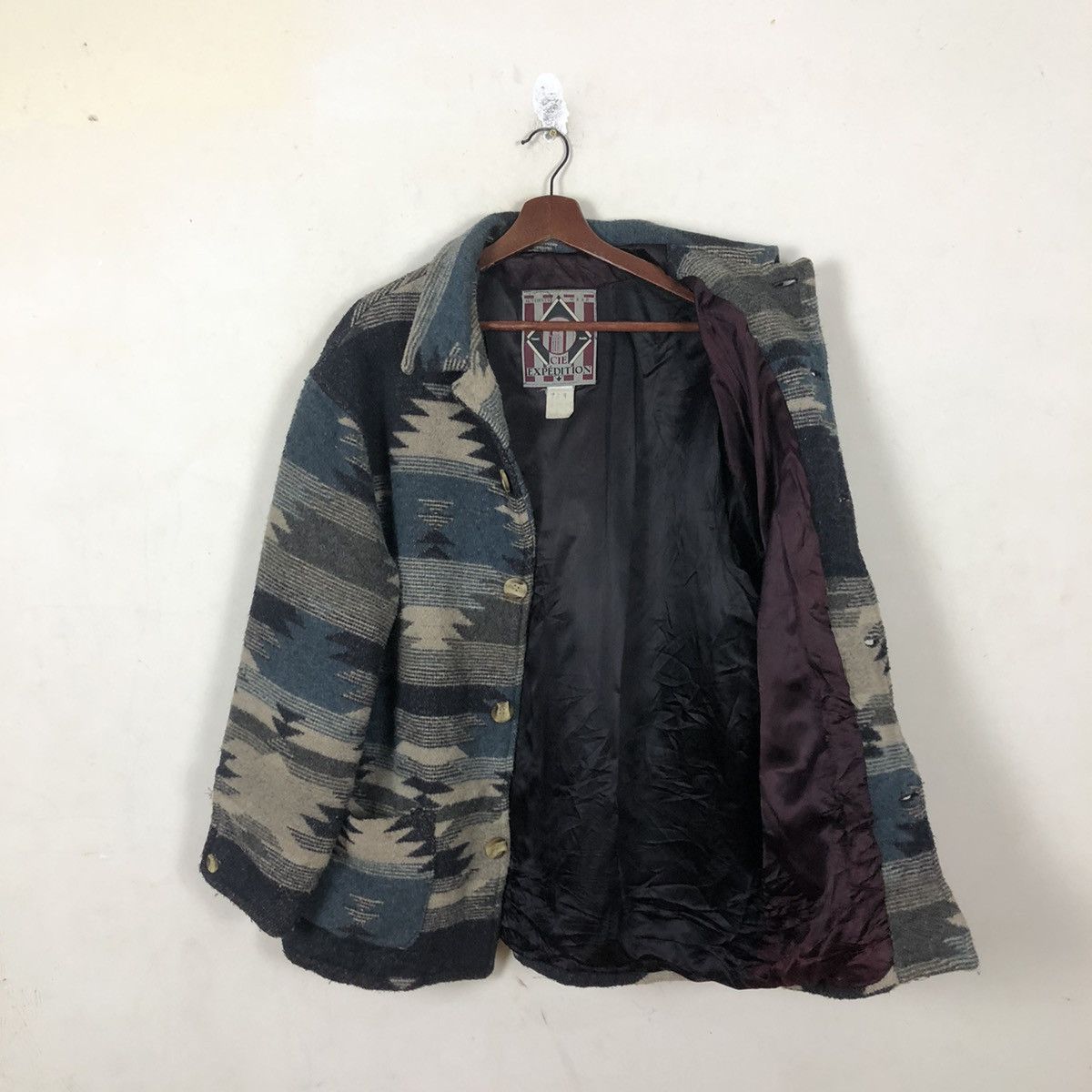Japanese Brand AUTHENTIC CIE EXPEDITION NAVAJO DESIGN BUTTON JACKET Size US M / EU 48-50 / 2 - 9 Thumbnail