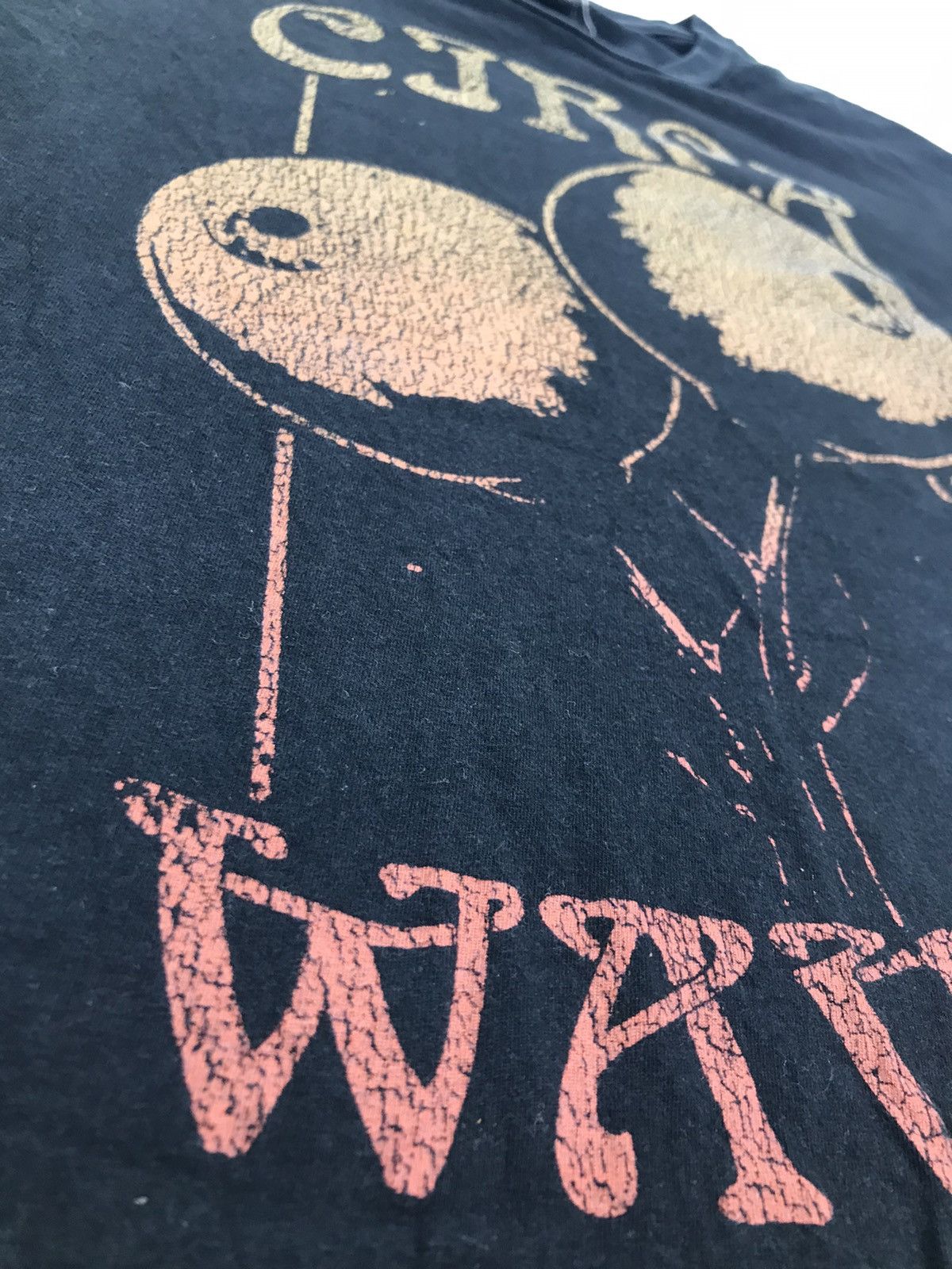Band Tees Vintage Circa Wave indie rock band tshirt Size US M / EU 48-50 / 2 - 11 Thumbnail