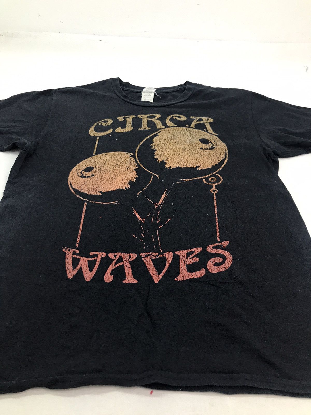 Band Tees Vintage Circa Wave indie rock band tshirt Size US M / EU 48-50 / 2 - 3 Thumbnail