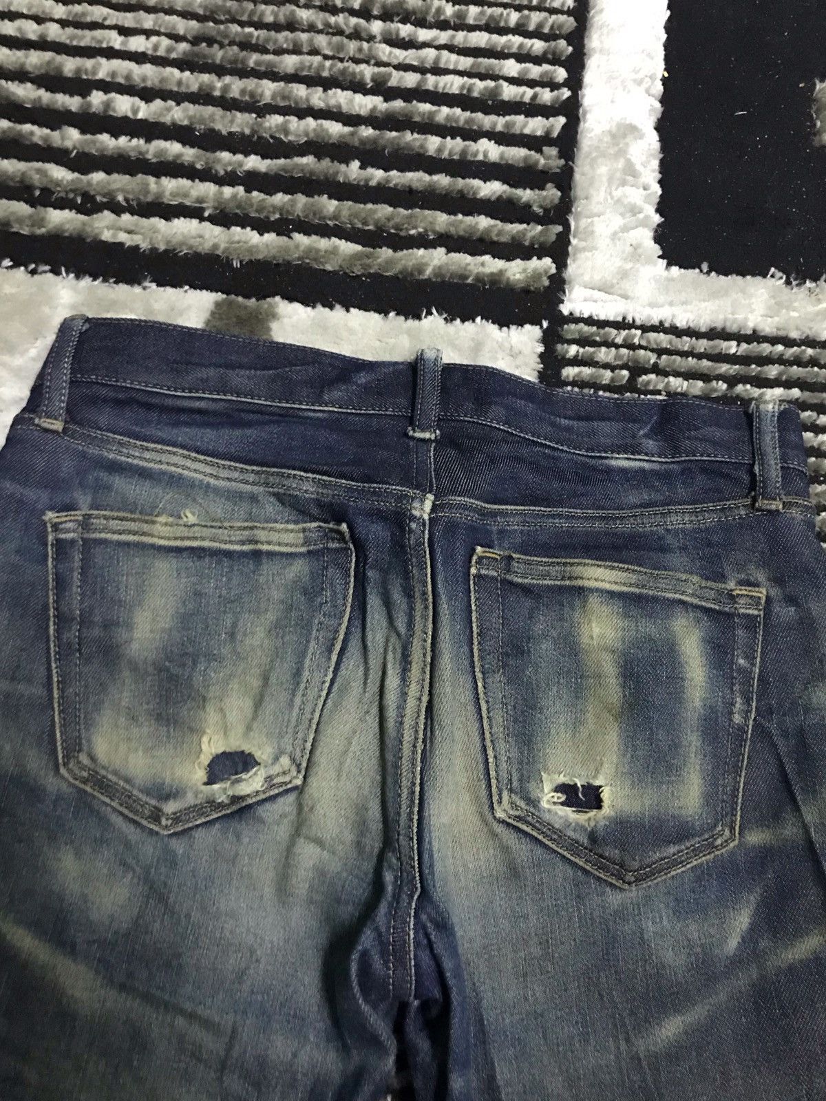 Uniqlo 30x30 Uniqlo selvedge denim jeans Size US 30 / EU 46 - 3 Thumbnail