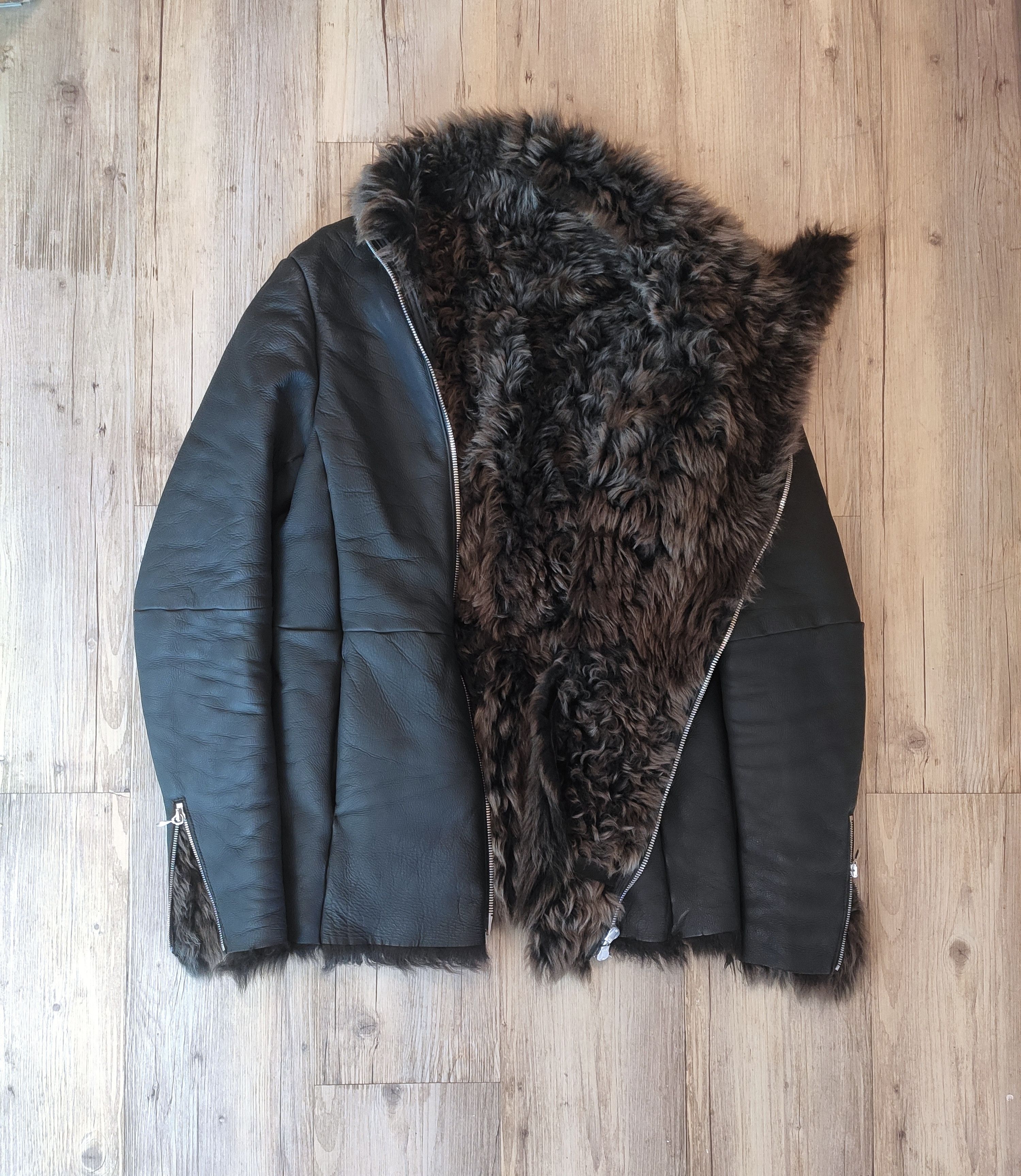 Incarnation Shearling coat.Like Carol Christian Poell or Rick Owens Size US M / EU 48-50 / 2 - 6 Thumbnail