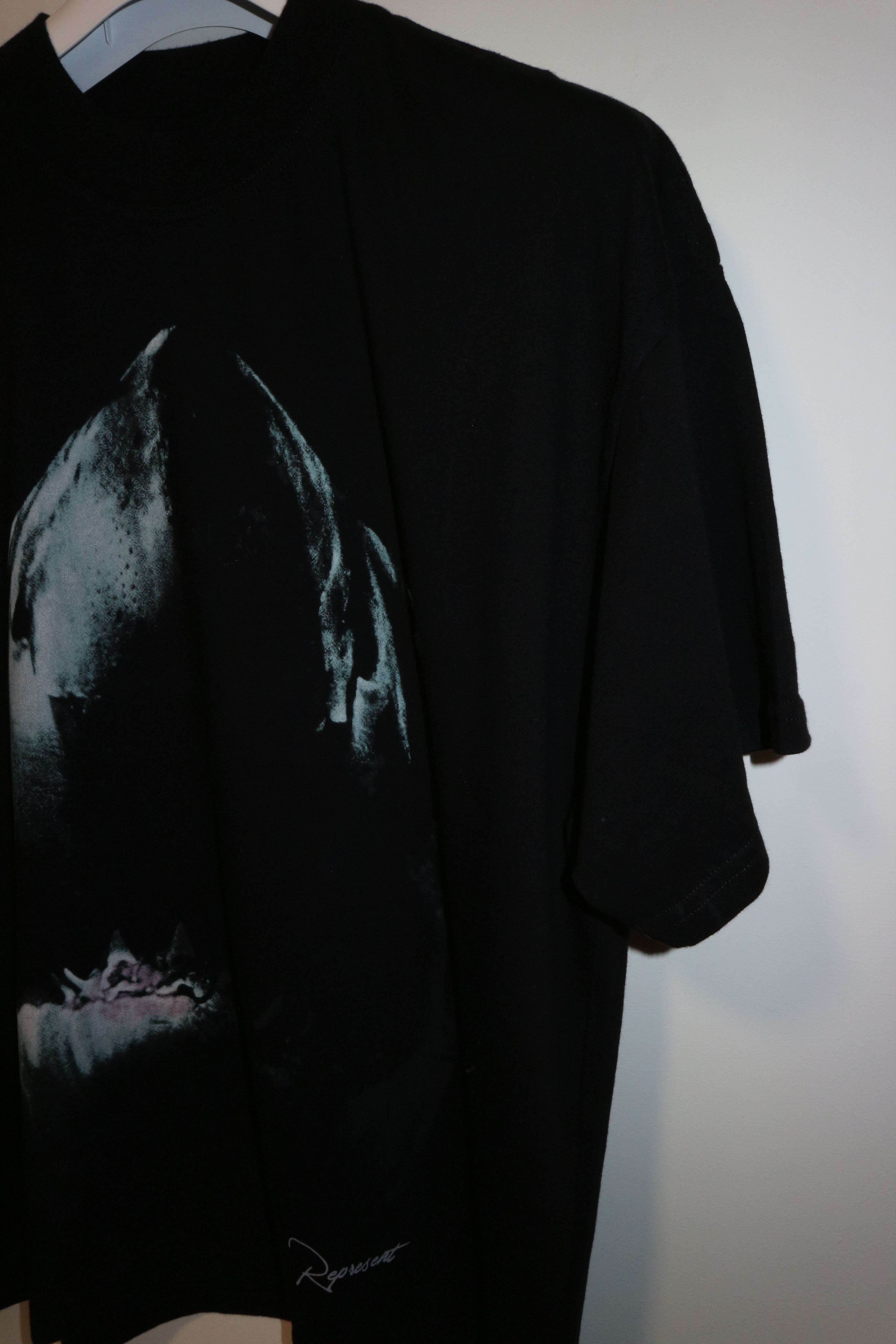 Represent Clo. SHARK PRINT T-SHIRT Size US XL / EU 56 / 4 - 2 Thumbnail