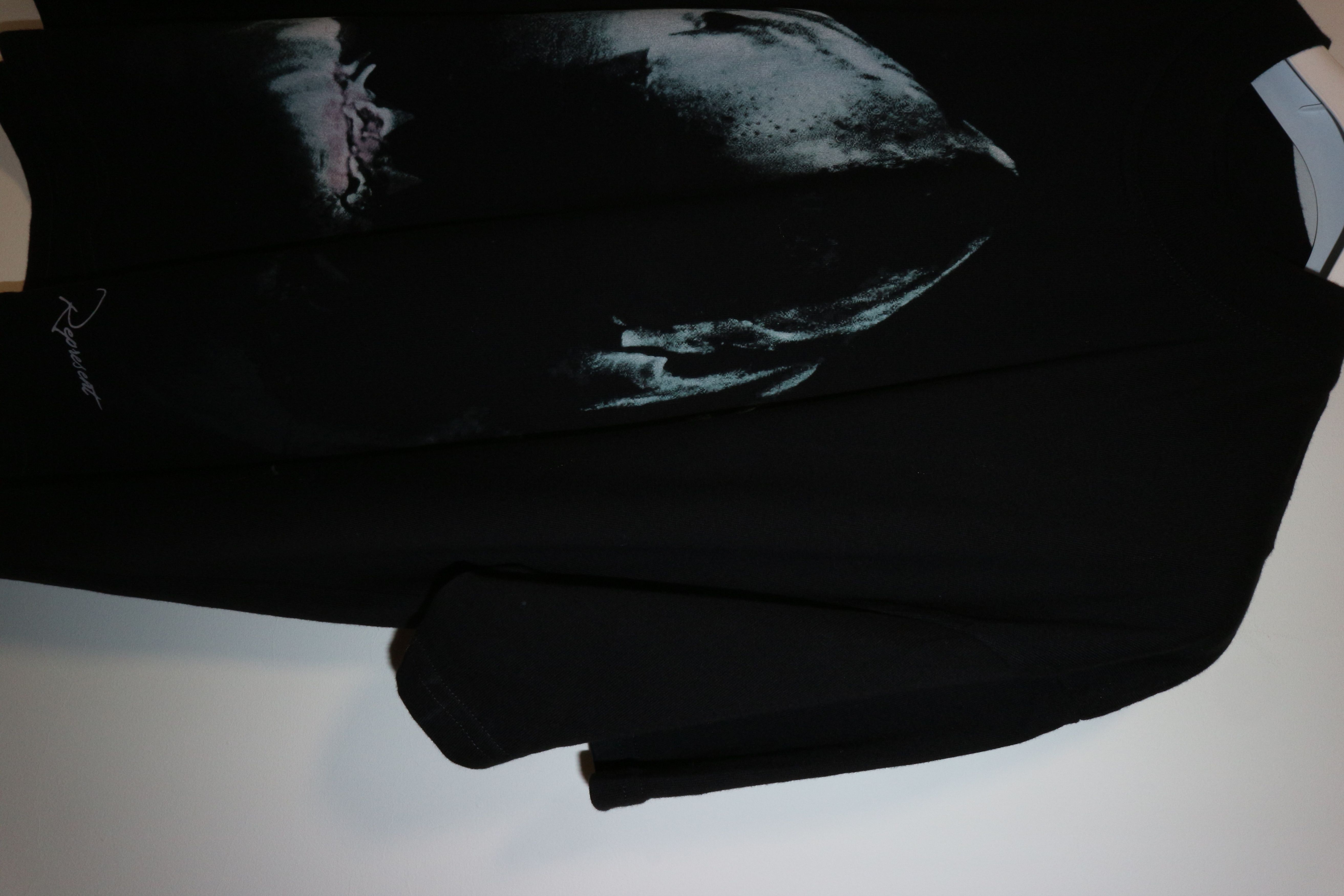 SHARK PRINT T-SHIRT