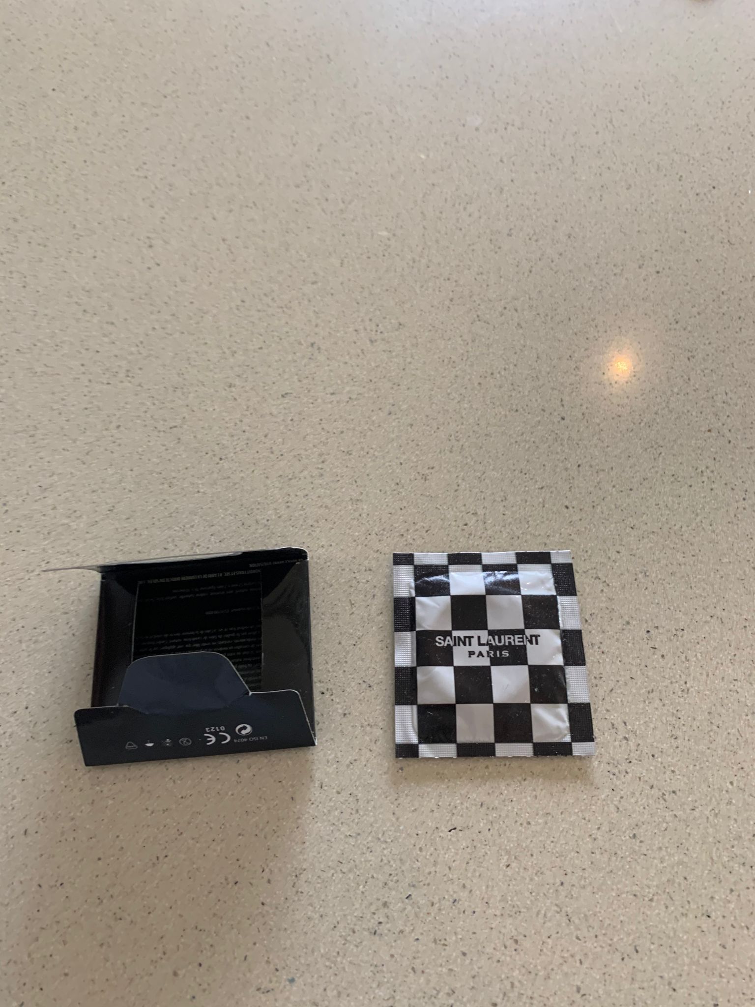 Saint Laurent Paris Condom Size ONE SIZE - 1 Preview