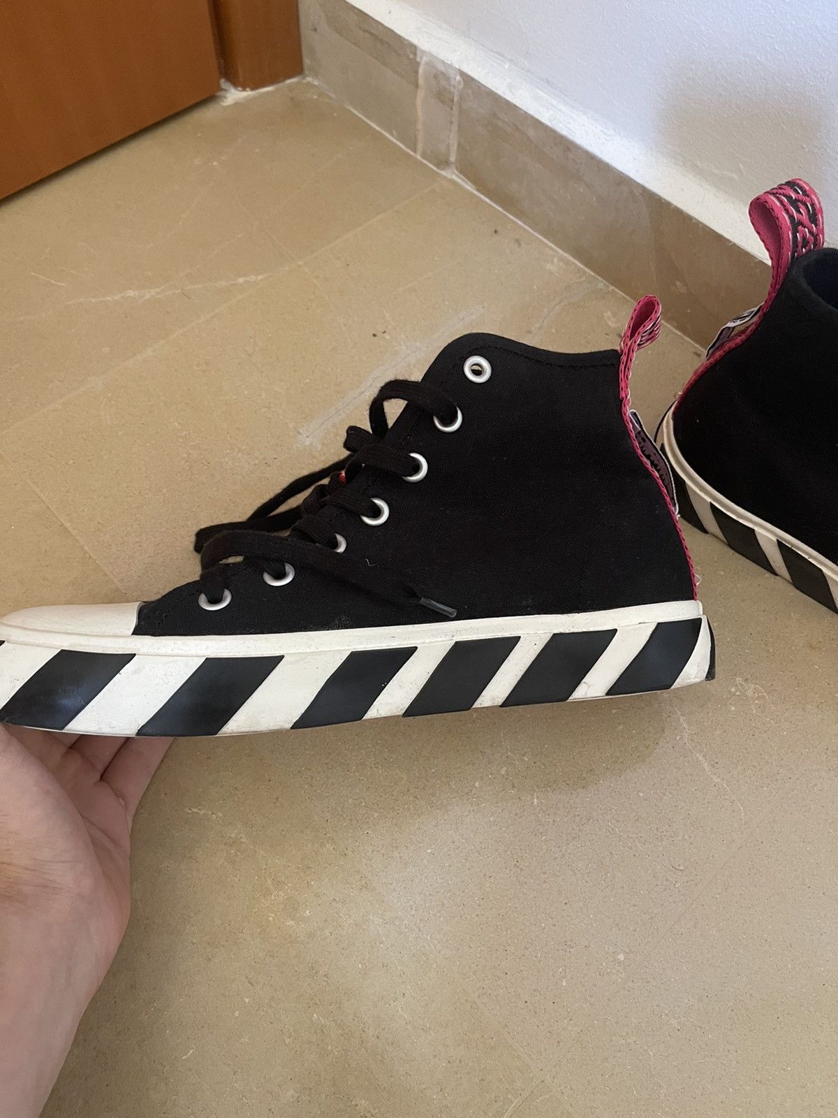Off-White Off white Vulcanized mid top sneakers Size US 8.5 / EU 41-42 - 4 Thumbnail