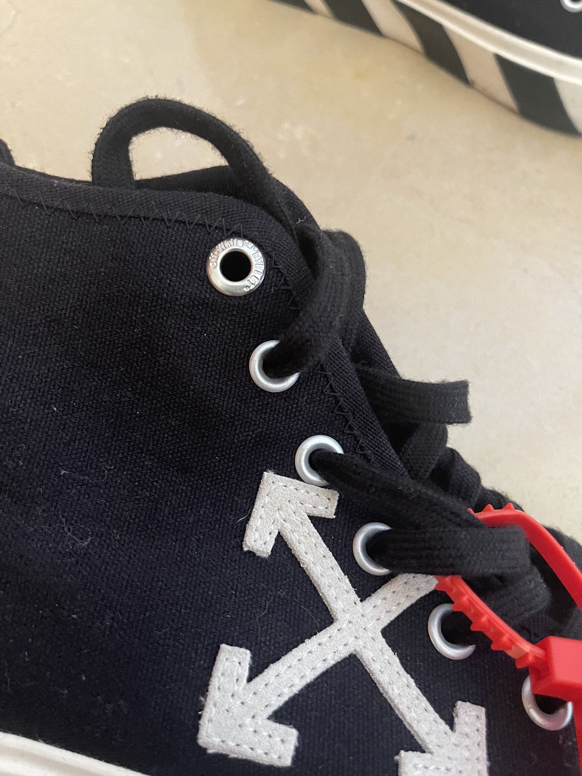 Off-White Off white Vulcanized mid top sneakers Size US 8.5 / EU 41-42 - 10 Thumbnail
