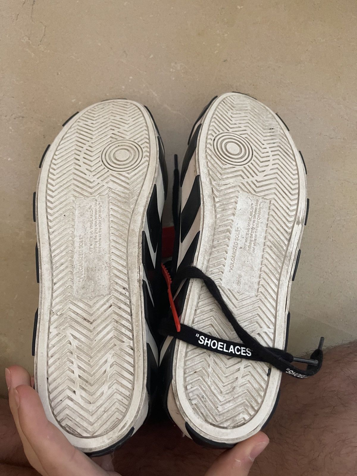 Off-White Off white Vulcanized mid top sneakers Size US 8.5 / EU 41-42 - 16 Thumbnail