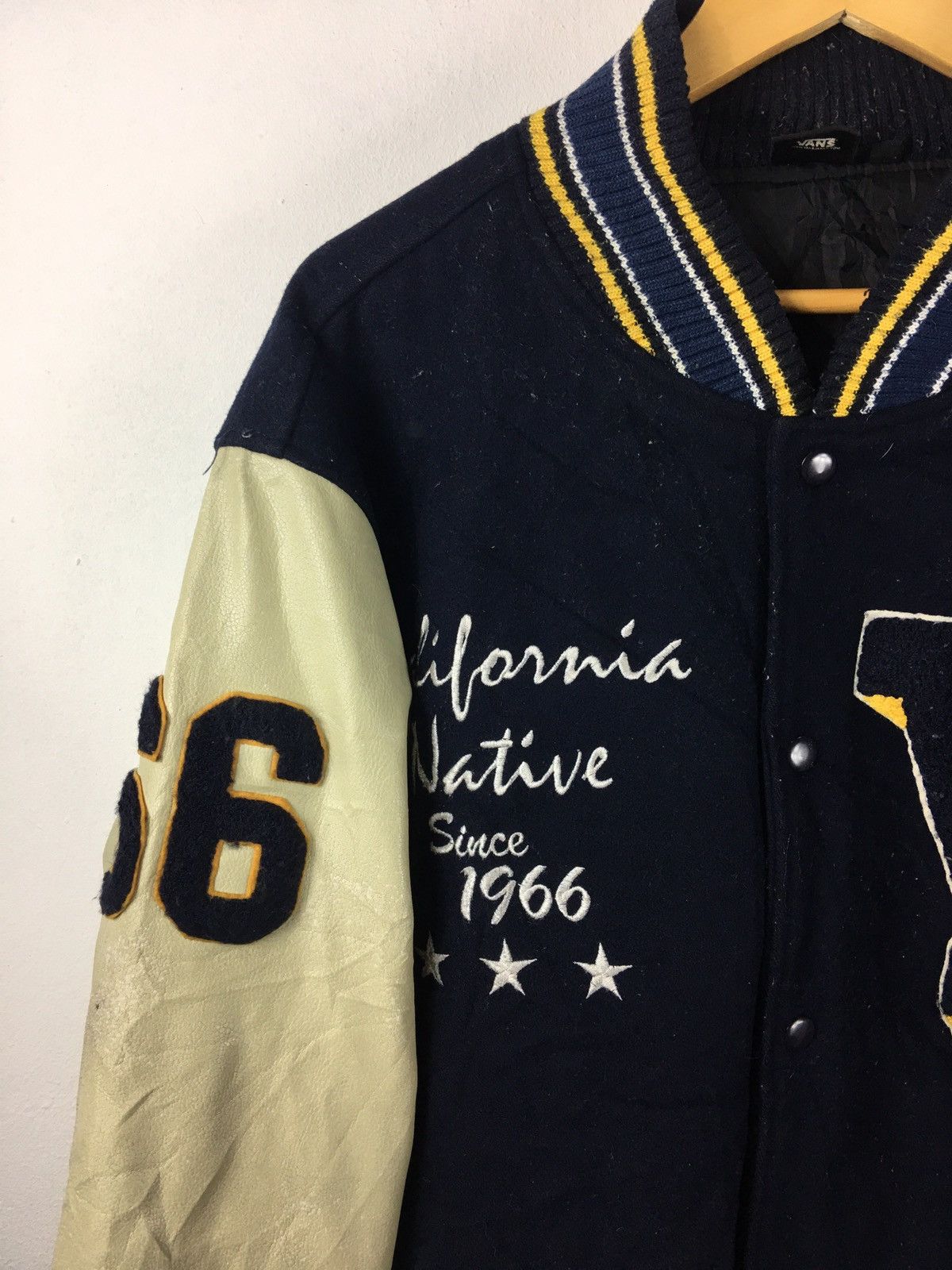 Vans Vintage Vans Skate USA big logo Embroidered Varsity Jacket Size US XXL / EU 58 / 5 - 9 Thumbnail