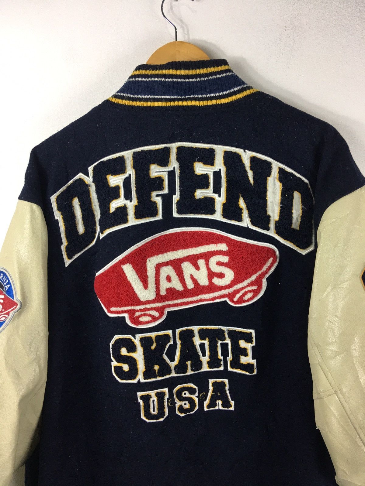 Vans Vintage Vans Skate USA big logo Embroidered Varsity Jacket Size US XXL / EU 58 / 5 - 3 Thumbnail