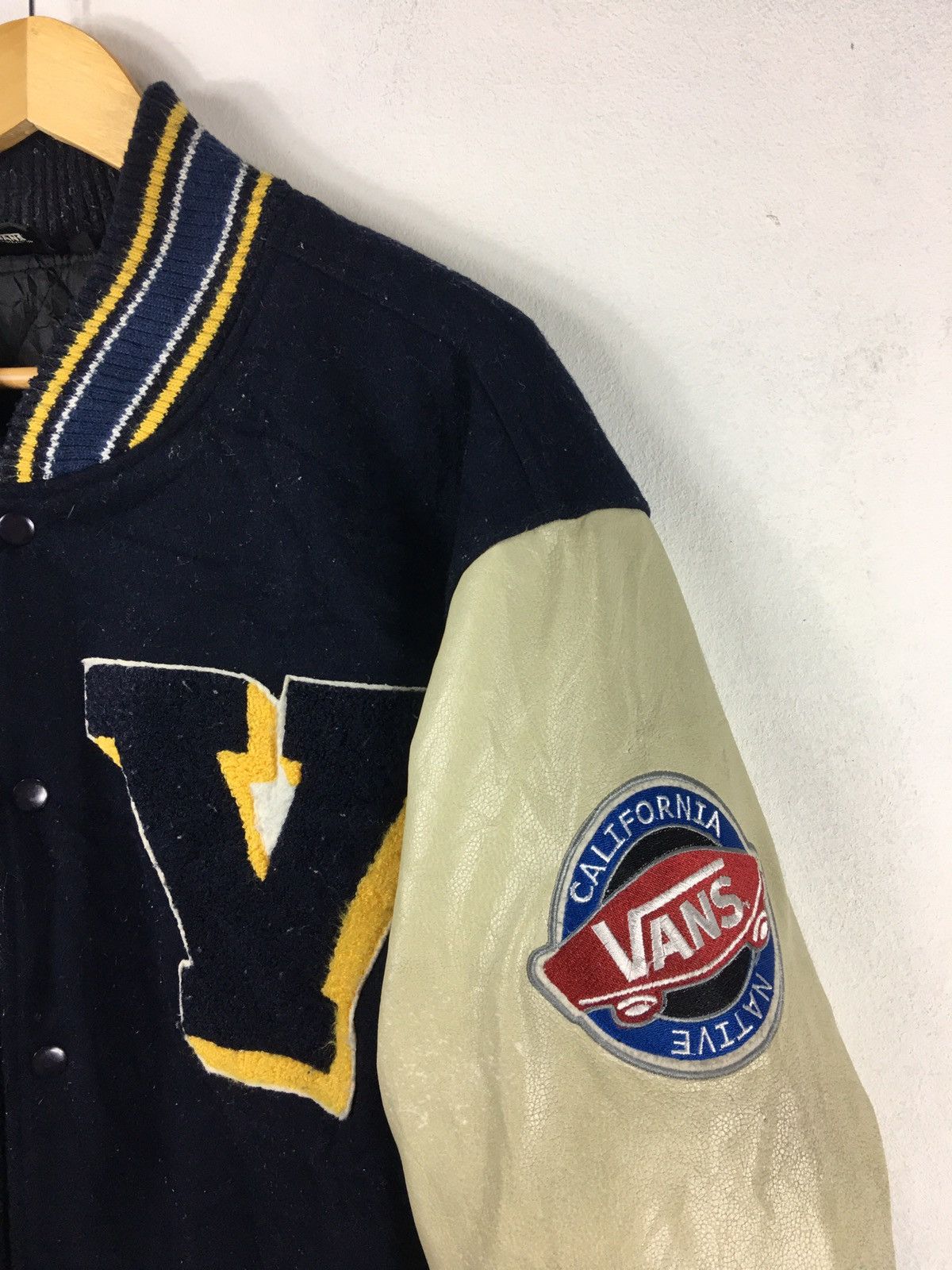 Vans Vintage Vans Skate USA big logo Embroidered Varsity Jacket Size US XXL / EU 58 / 5 - 10 Thumbnail